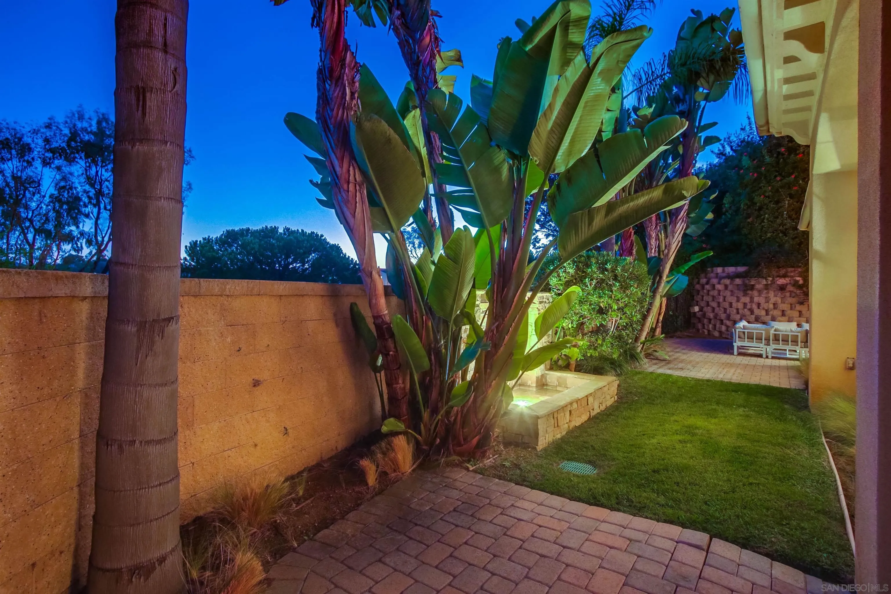 https://cdn.realtyfeed.com/cdn/127/250041795/269ab7dfd1f6e715fb9c85b73cefa842.webp