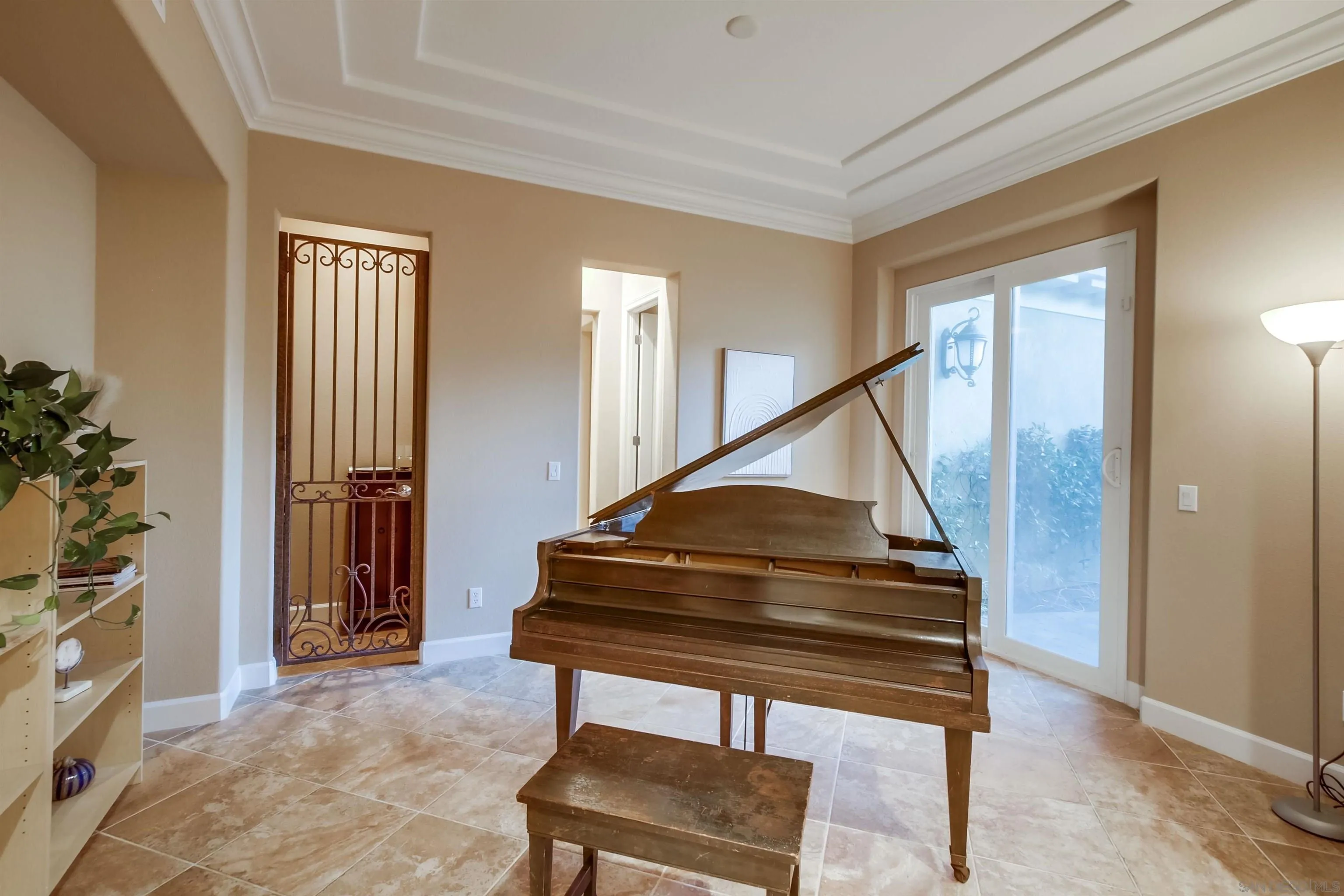 https://cdn.realtyfeed.com/cdn/127/250041795/75d99d2ae5a5f4c8d4a05ee41cdf5077.webp