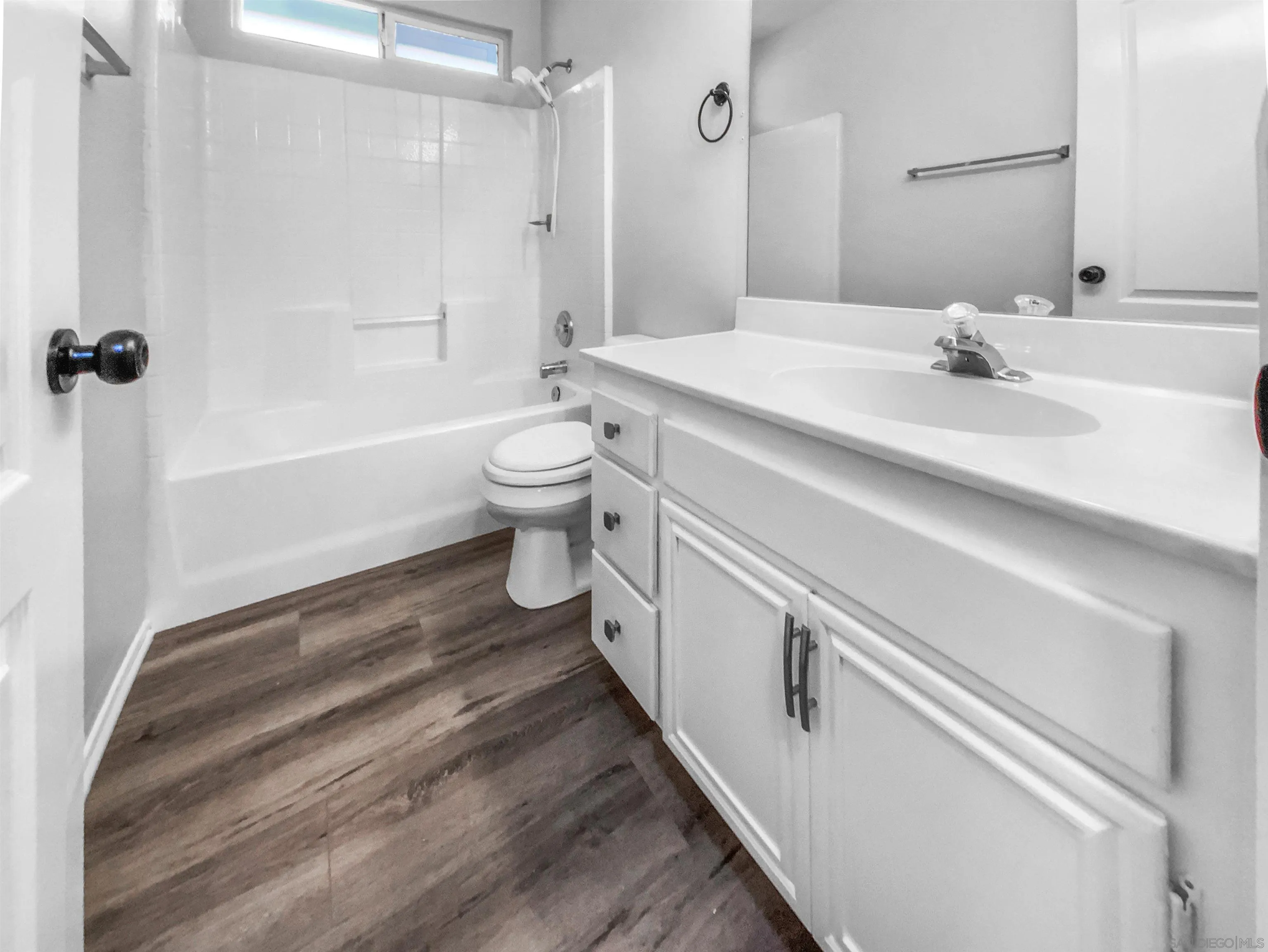 https://cdn.realtyfeed.com/cdn/127/250041797/aedc8e8d501e09706a9bea8d7b6839fe.webp