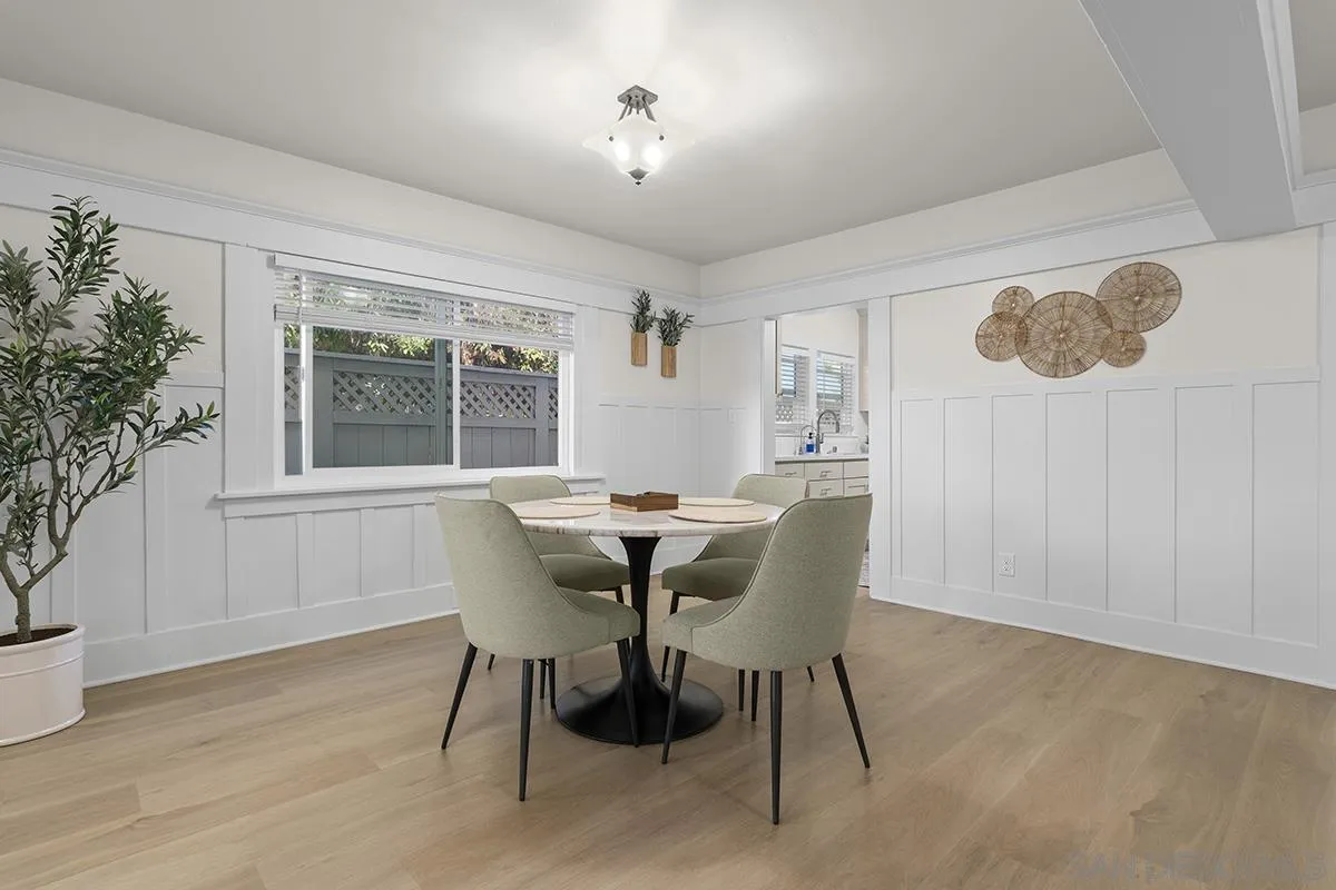 https://cdn.realtyfeed.com/cdn/127/250041799/1f0790ed7d92e47250a63b3b5dfb8364.webp