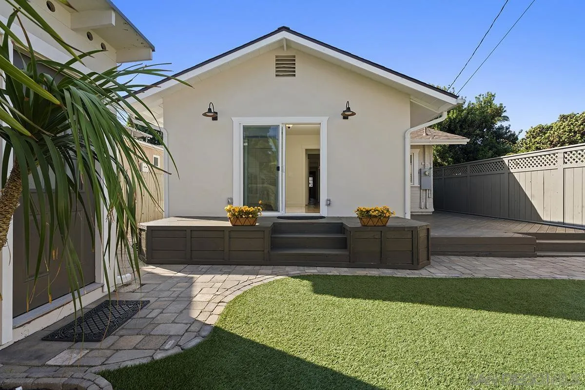 https://cdn.realtyfeed.com/cdn/127/250041799/2c756b5a534545cd07f7efba8c95b13c.webp