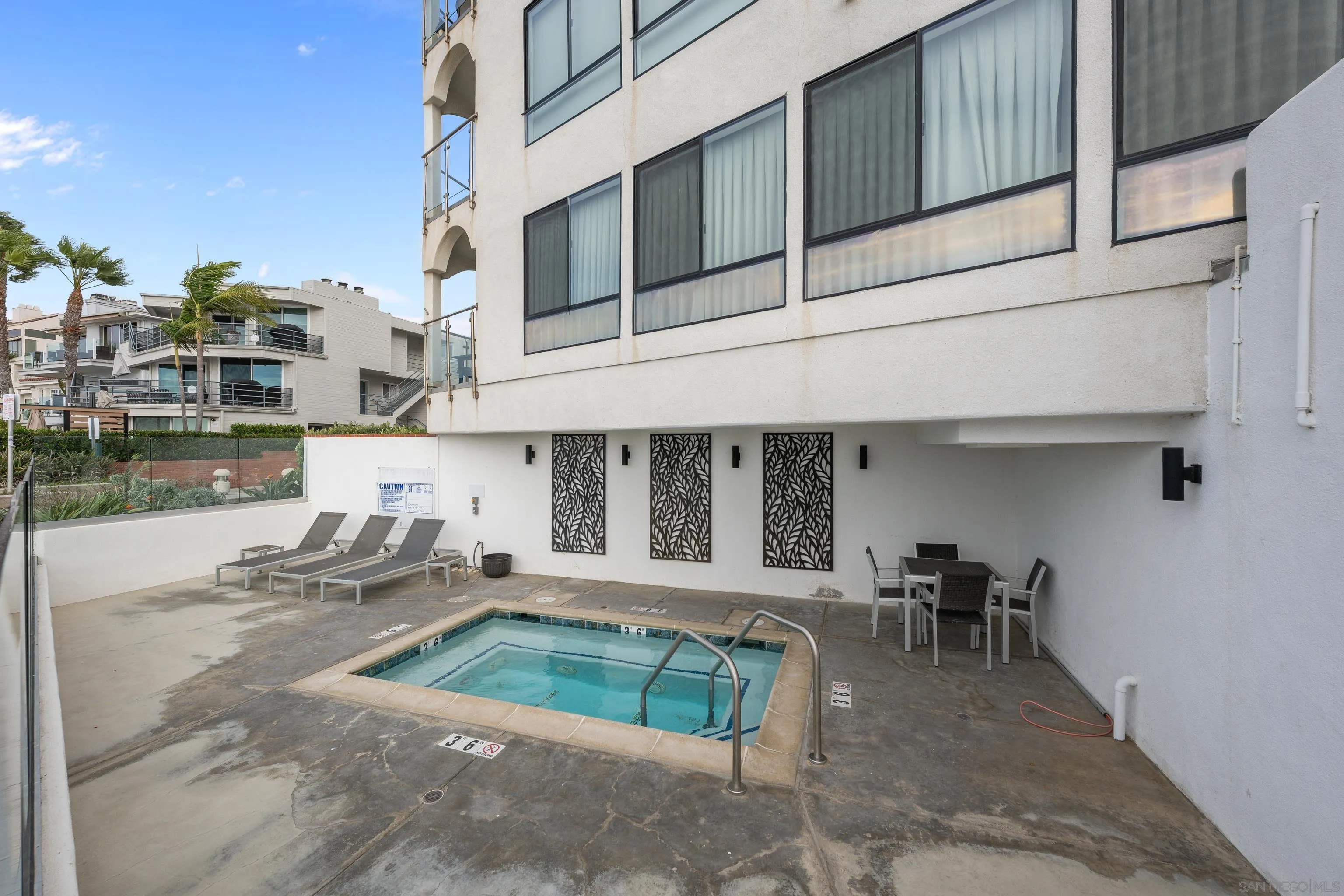 https://cdn.realtyfeed.com/cdn/127/250041803/41ab22396286bbd60428f3d7a595c76c.webp
