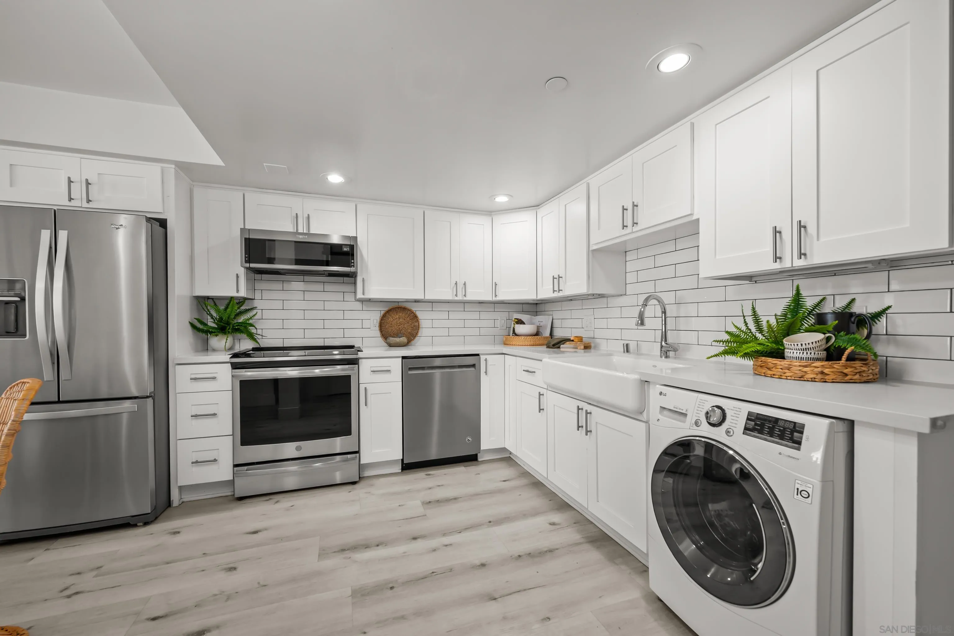 Photo #6: 250041803 Listing 
