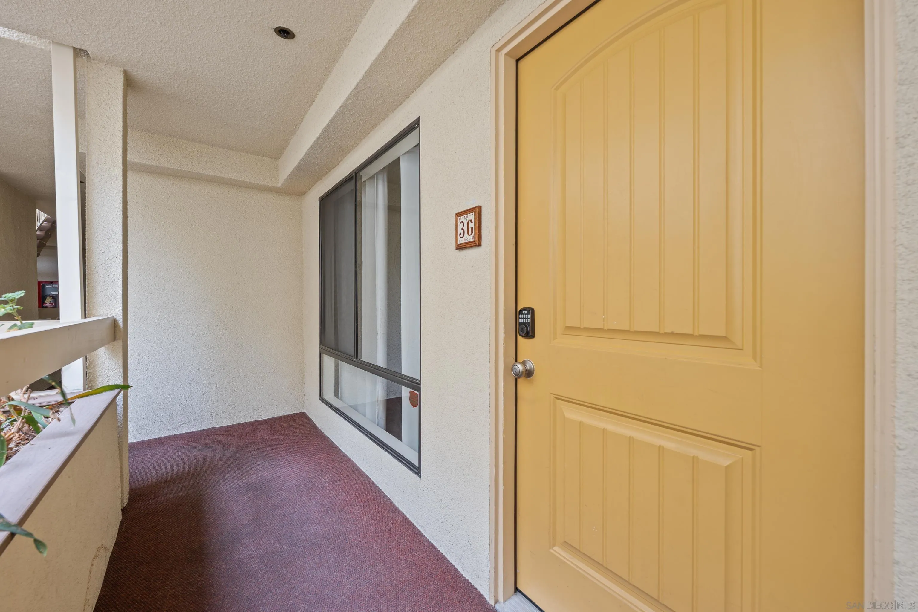 https://cdn.realtyfeed.com/cdn/127/250041803/79a220c976244bbeaccebca524e2c577.webp
