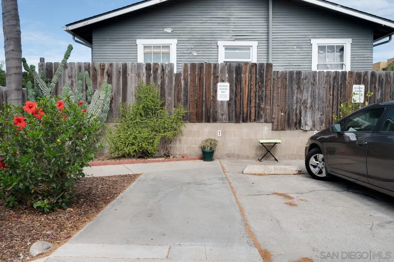 https://cdn.realtyfeed.com/cdn/127/250041806/abb30bb7b22998d27686073c99f76797.webp