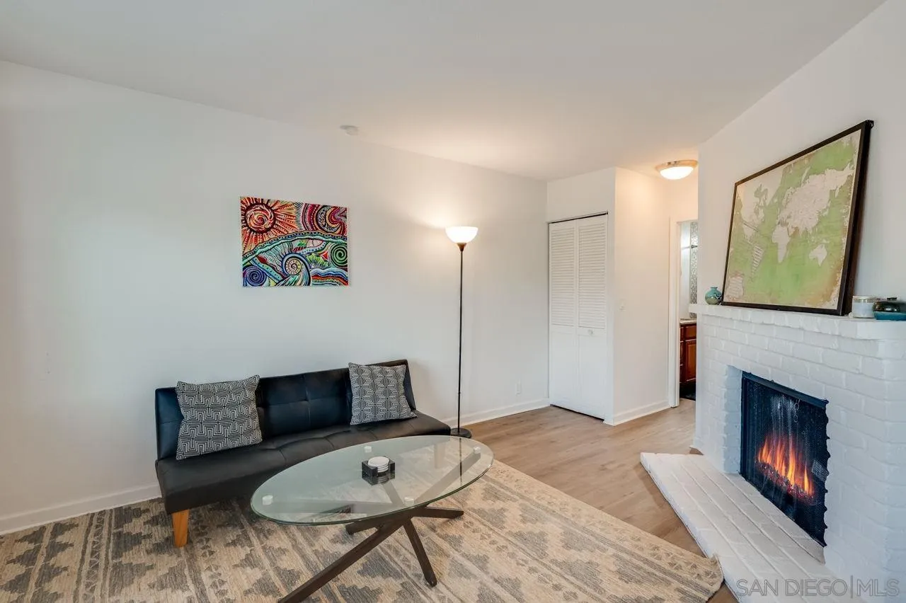 https://cdn.realtyfeed.com/cdn/127/250041806/b8a995c509918dca3361e4a72fe86fdc.webp