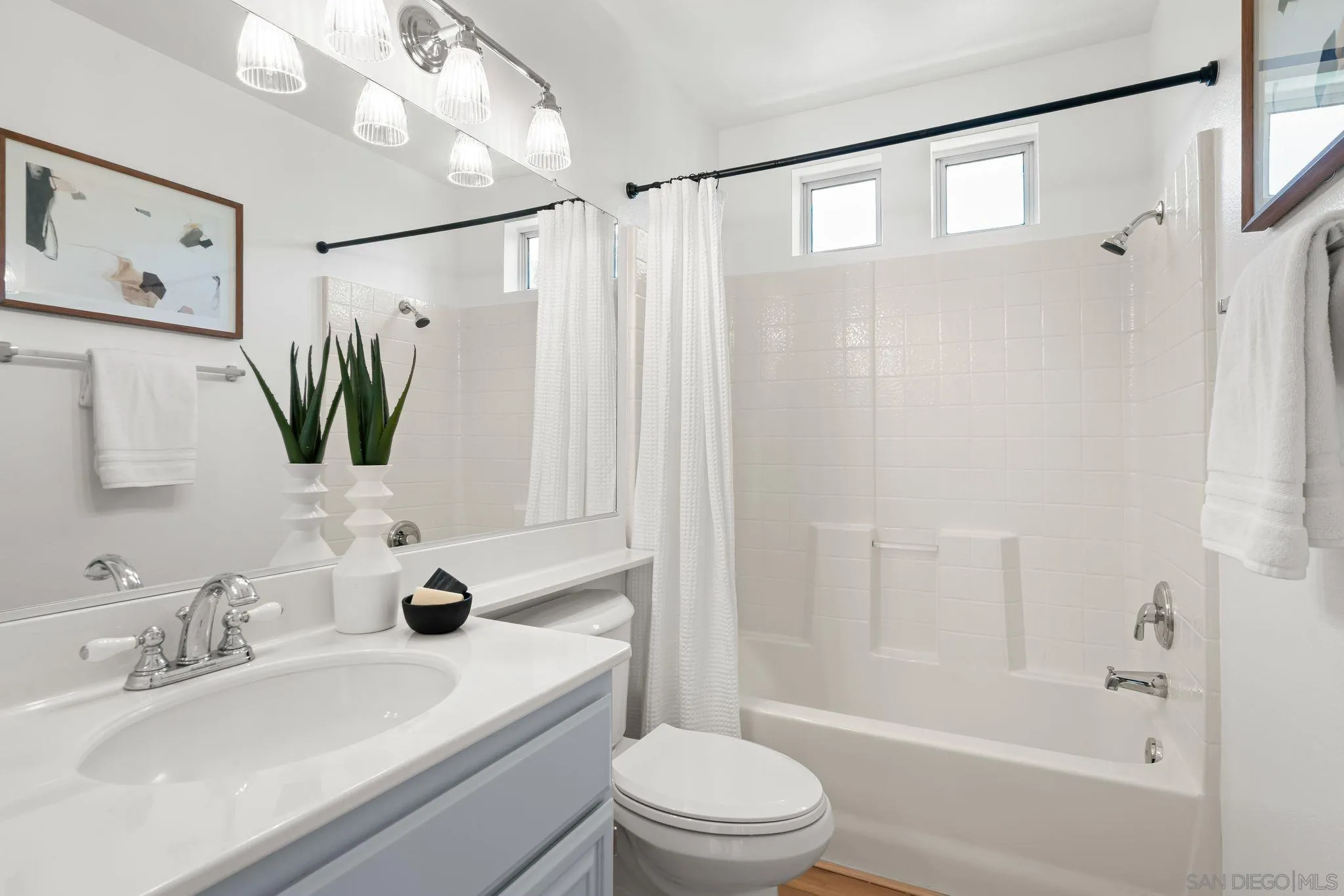https://cdn.realtyfeed.com/cdn/127/250041808/81c90d3afc84befea2a903debfbb57ba.webp