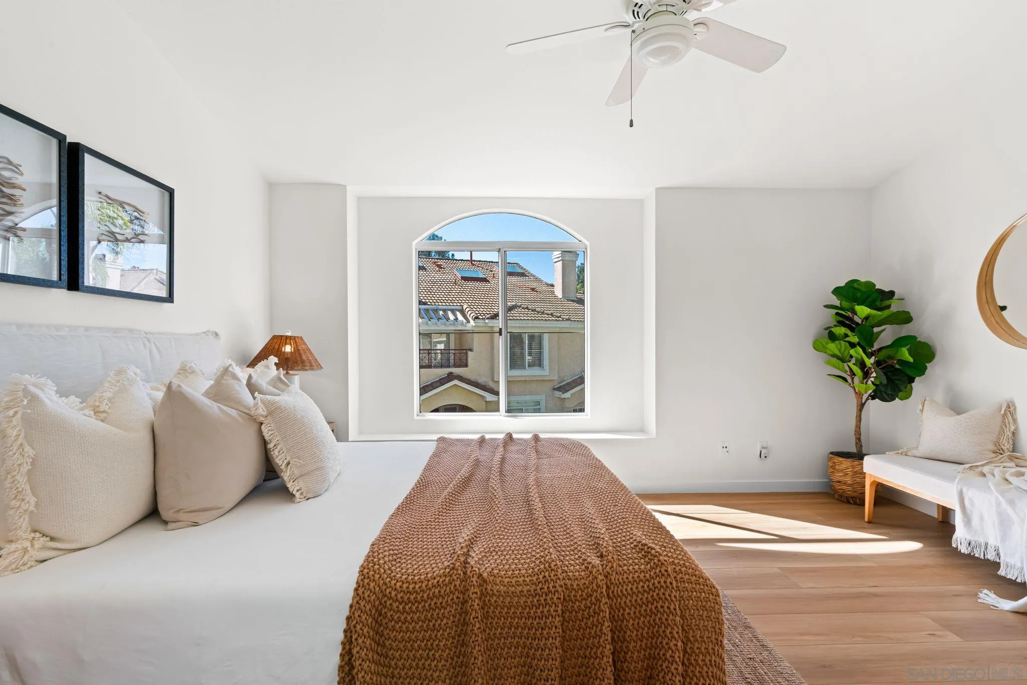 https://cdn.realtyfeed.com/cdn/127/250041808/f6629082d8c6a9443f7647fdd6250fb6.webp