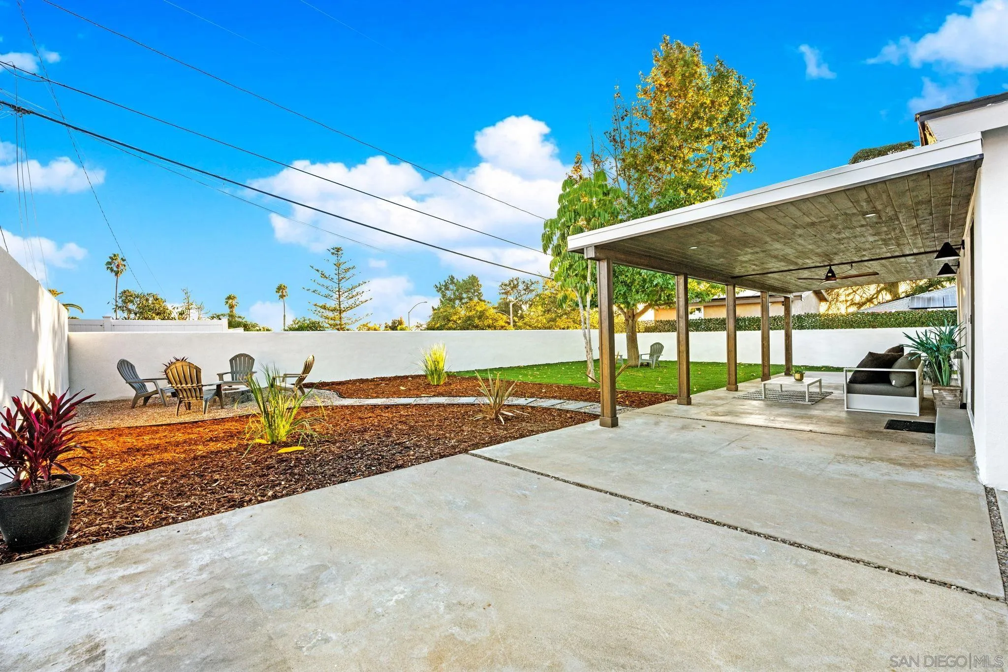 https://cdn.realtyfeed.com/cdn/127/250041810/aceba5534fc50d0dd19fb6767e9ef6ad.webp