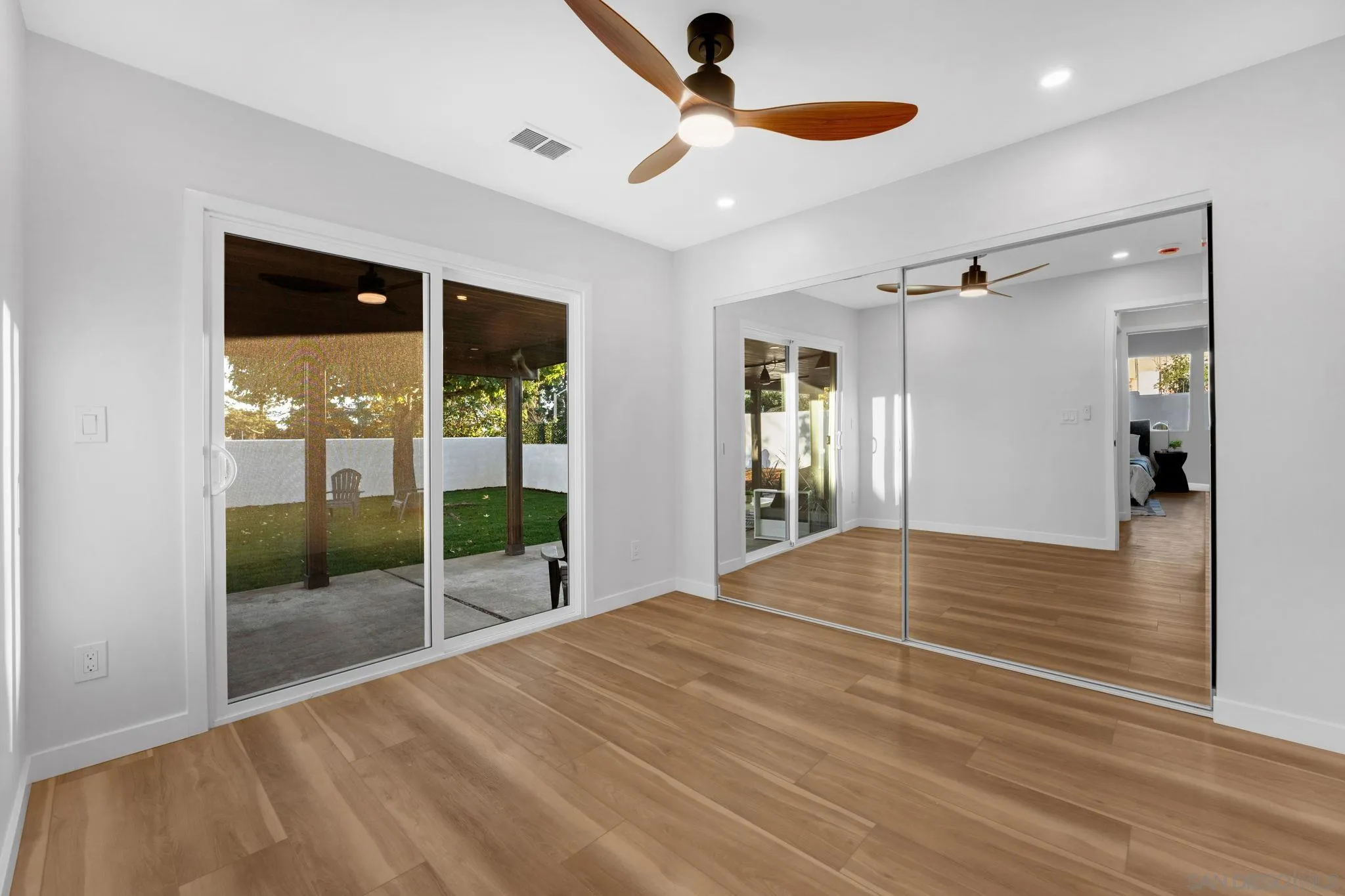 https://cdn.realtyfeed.com/cdn/127/250041810/be3b50529c5687eeddd6bf09dca17c62.webp