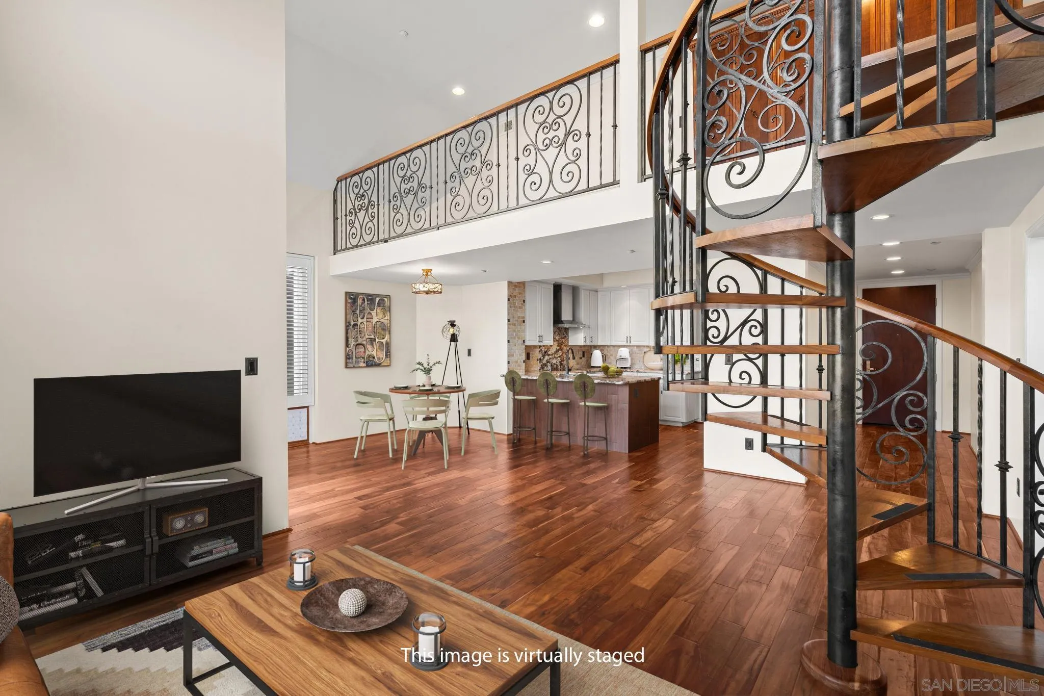 https://cdn.realtyfeed.com/cdn/127/250041813/129304f39e8e133d721f82e258d4dc44.webp