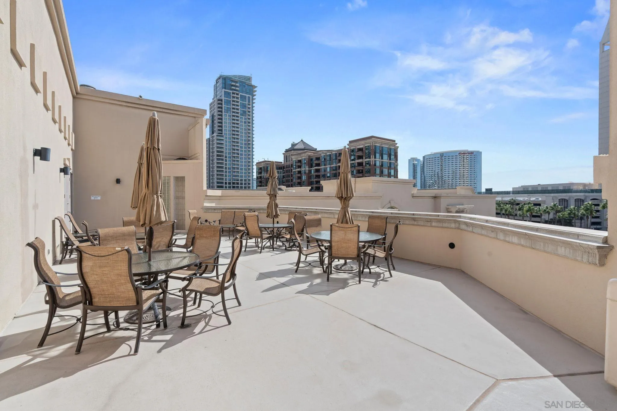 https://cdn.realtyfeed.com/cdn/127/250041813/257d417e5dfd11a6731fa4679e1e70b5.webp