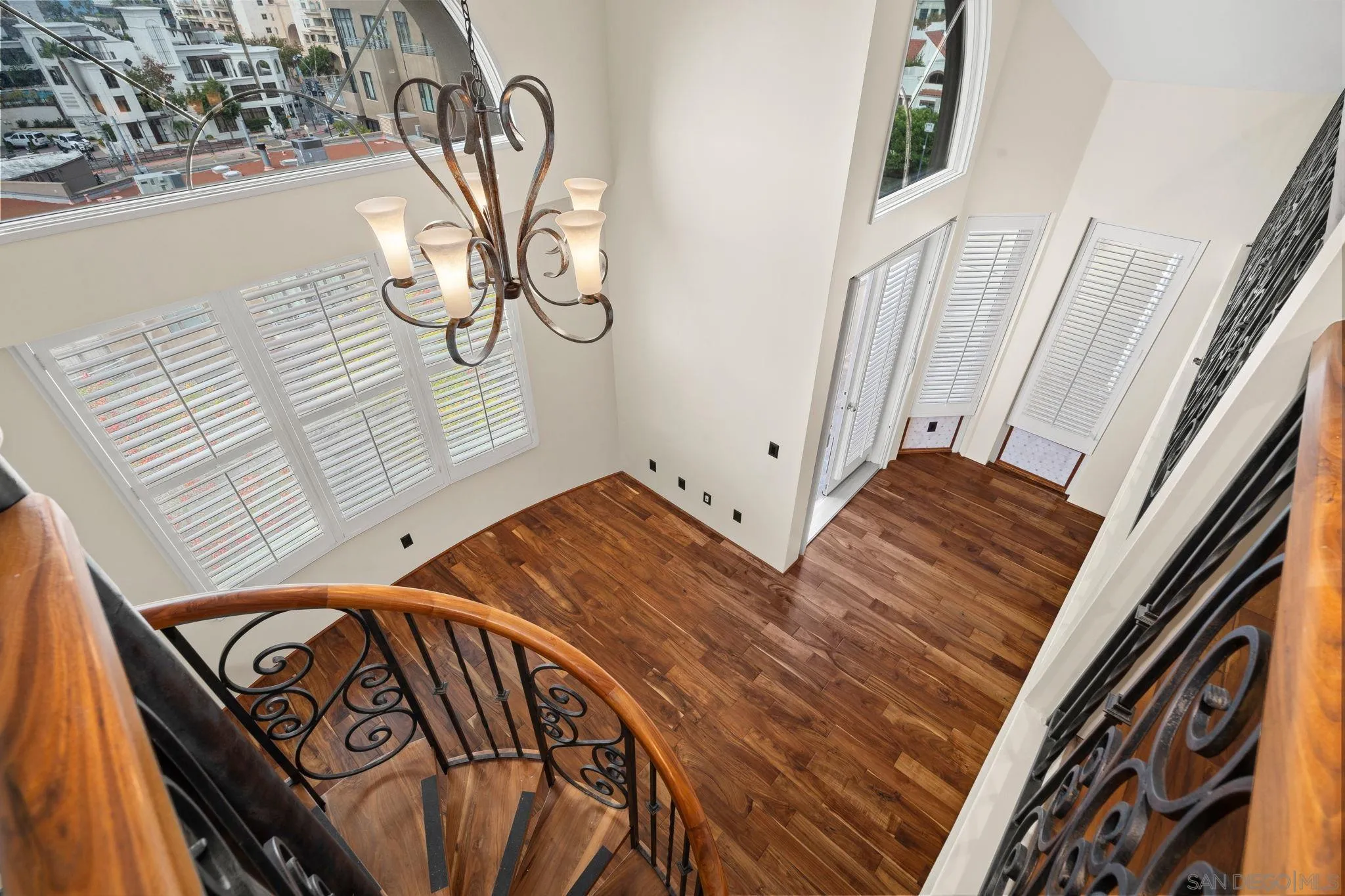 https://cdn.realtyfeed.com/cdn/127/250041813/af1e3bbca5b91f6f6ccf1776c7ad180e.webp
