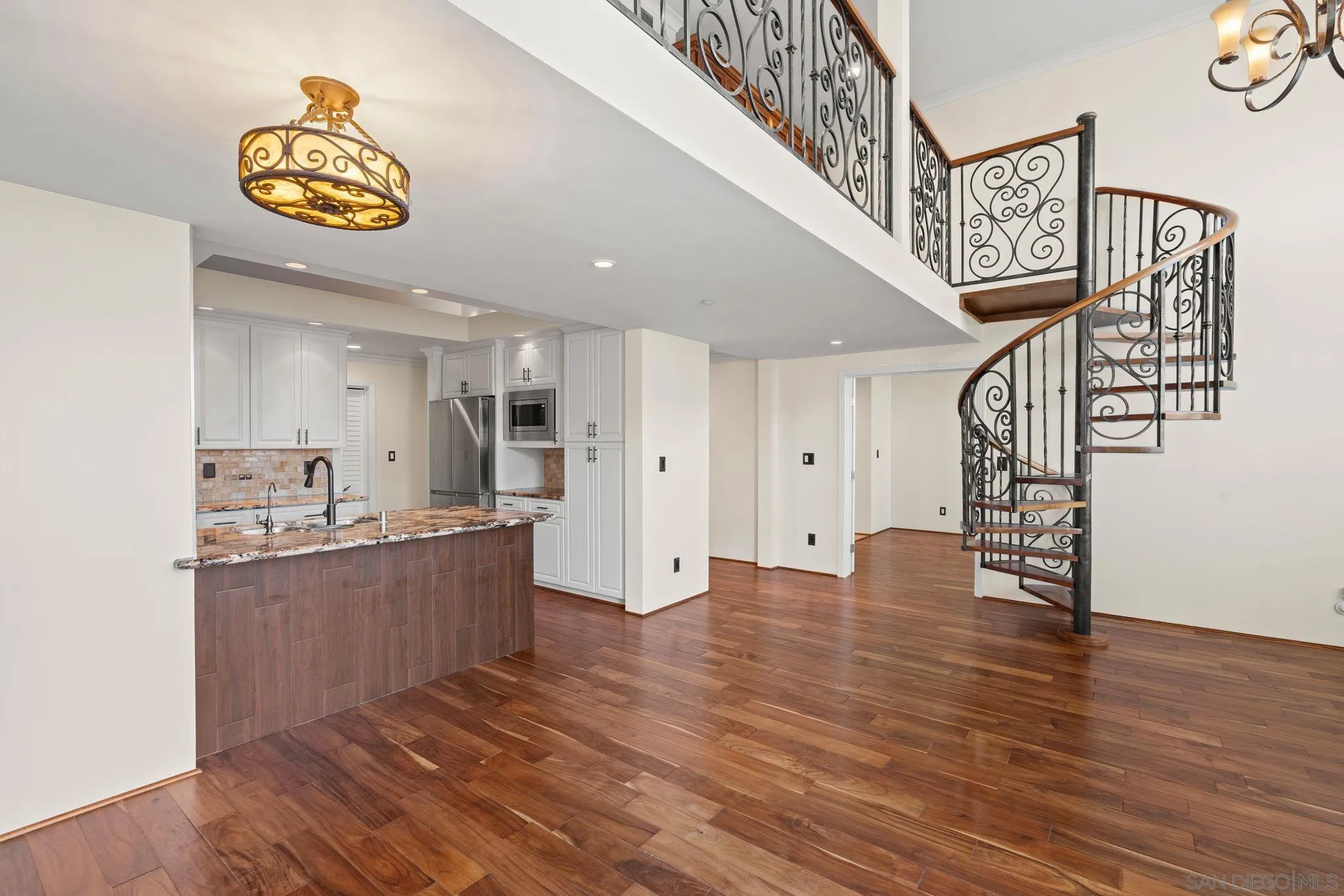 https://cdn.realtyfeed.com/cdn/127/250041813/d9204fe299cde17c5fc7cd2748fa4c10.webp