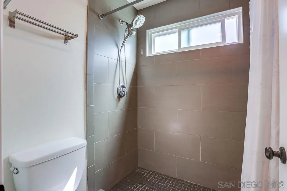 https://cdn.realtyfeed.com/cdn/127/250041814/3dfab3239d7d728a5b418e73ad65cdf7.webp