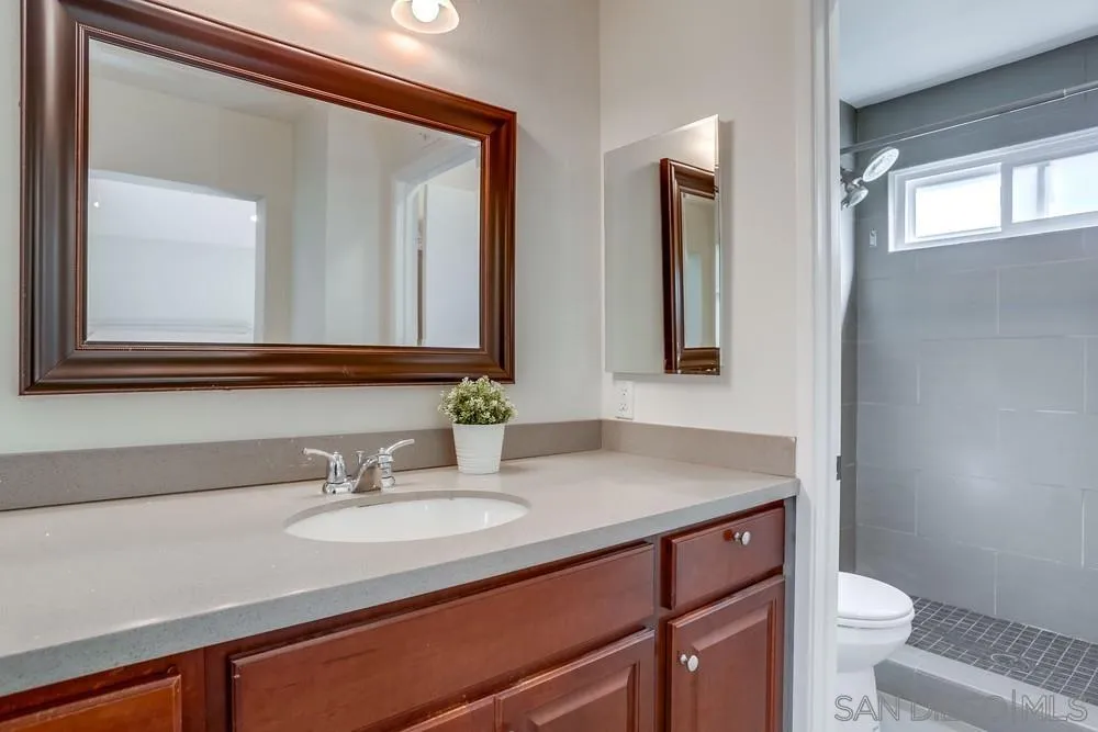 https://cdn.realtyfeed.com/cdn/127/250041814/8e33836de3c3978d8b97beb9b8d135c9.webp