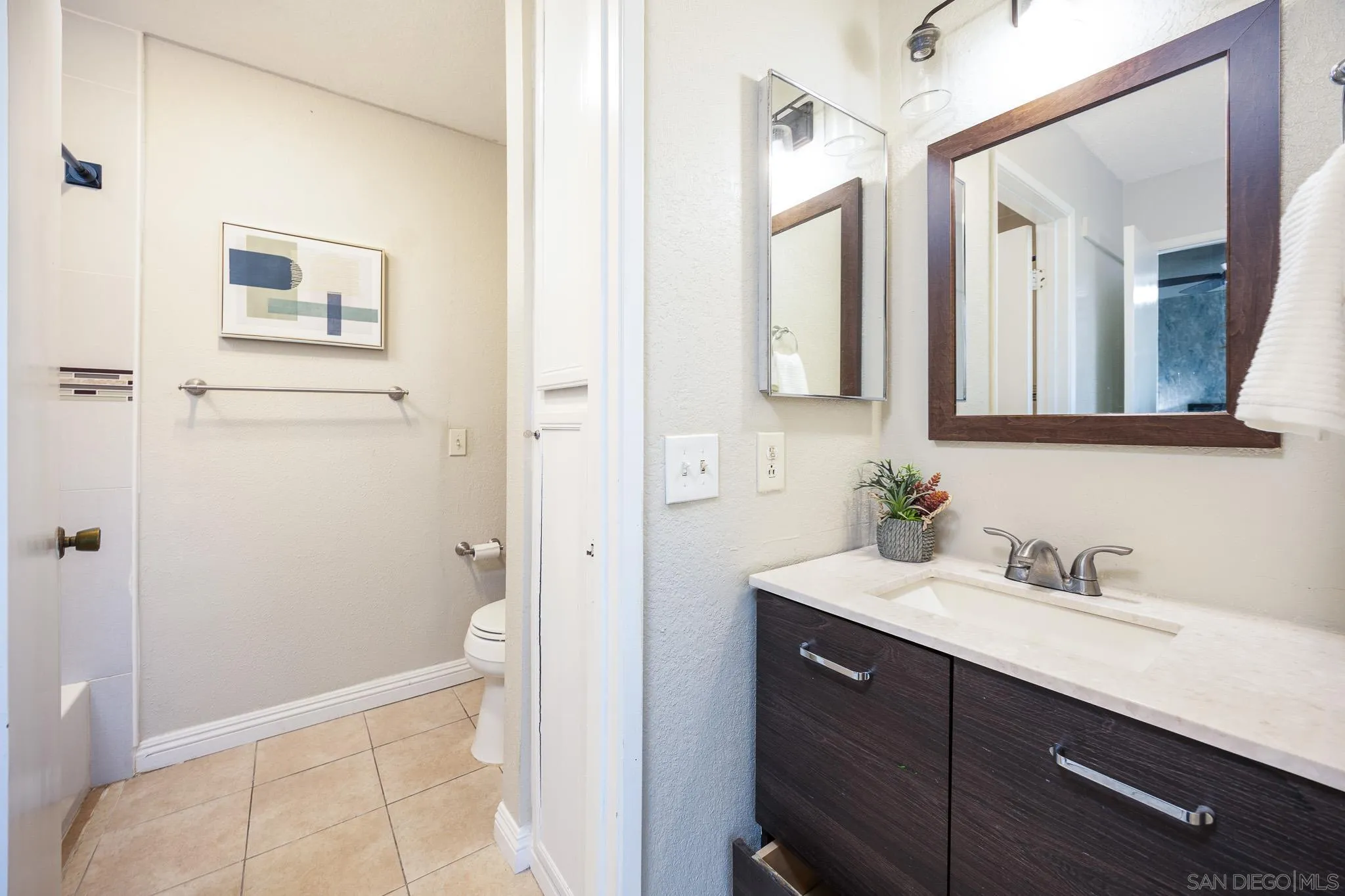 Photo #23: 250041818 Listing: Photo #23