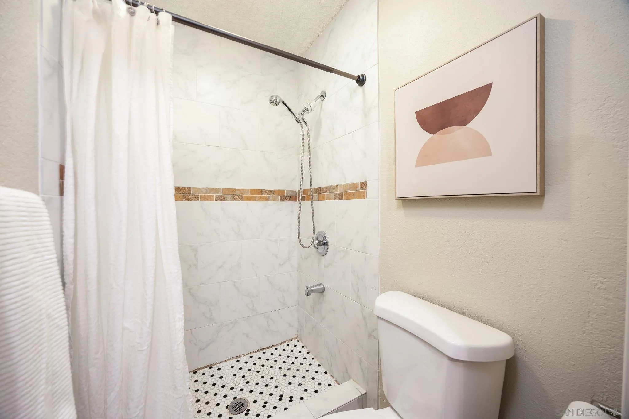 Photo #32: 250041818 Listing: Photo #32