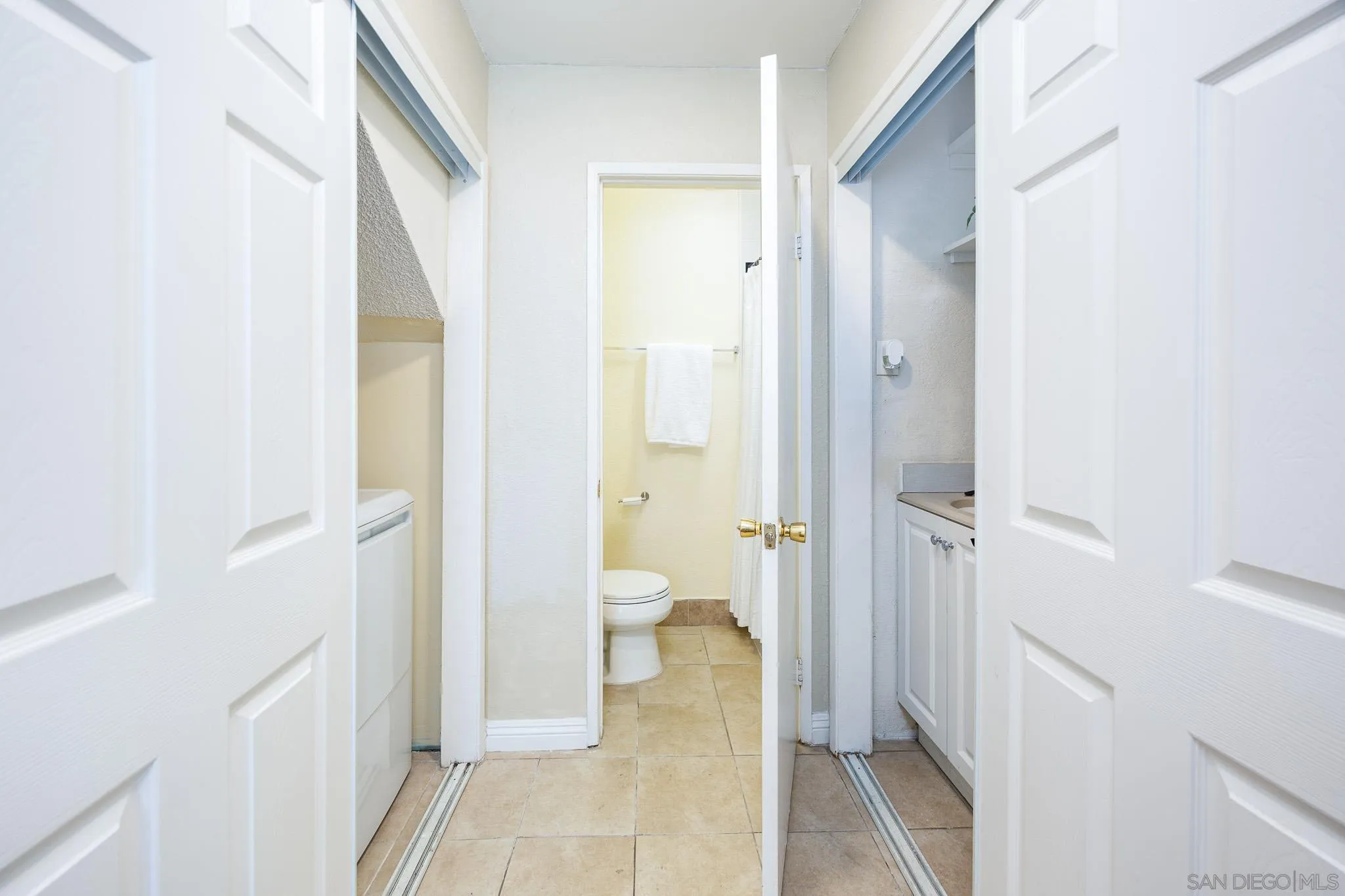 Photo #33: 250041818 Listing: Photo #33