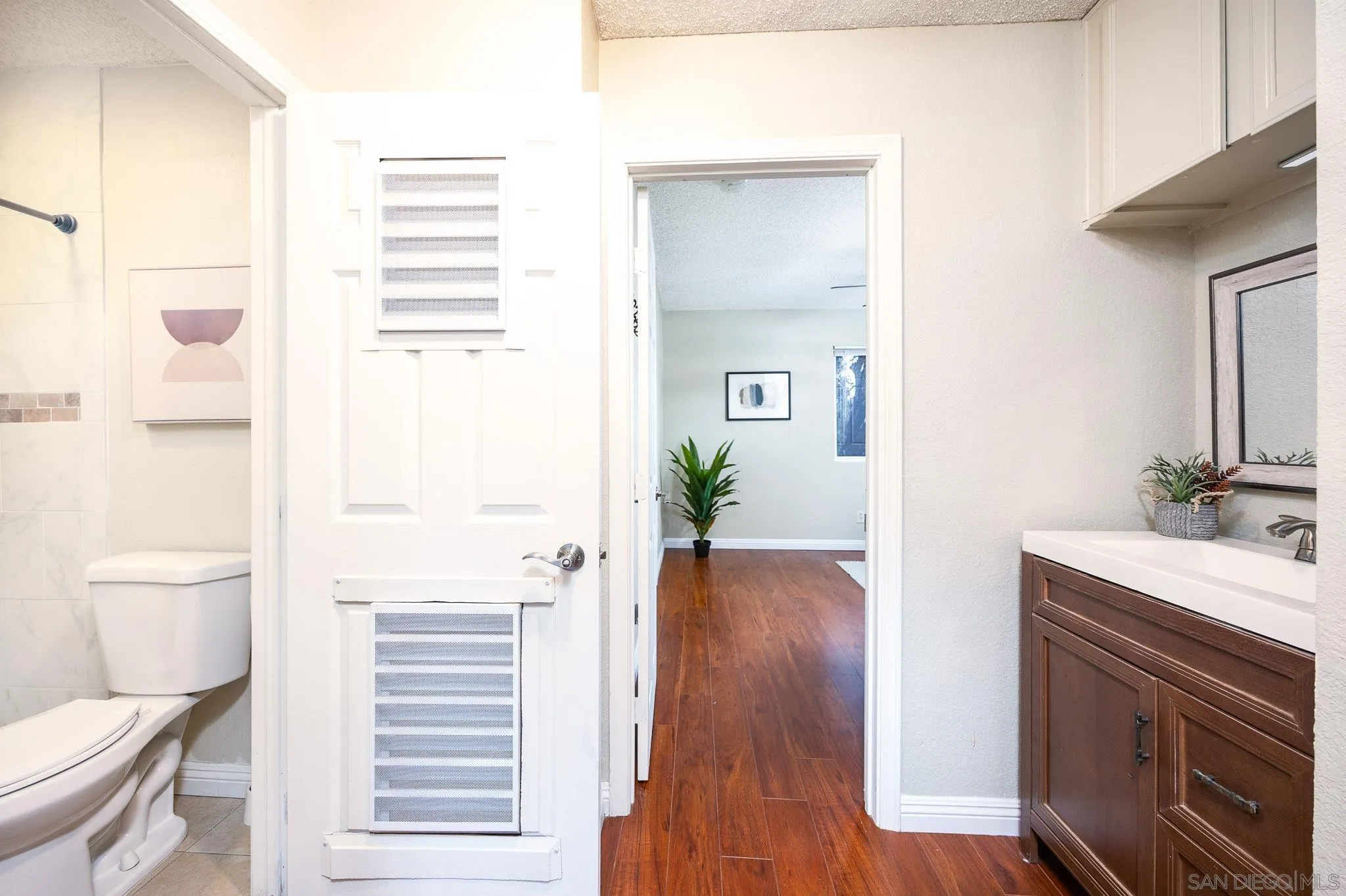 Photo #31: 250041818 Listing: Photo #31