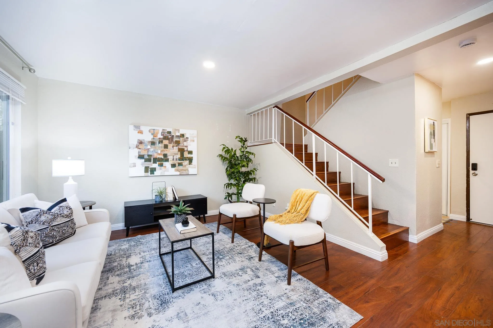 Photo #5: 250041818 Listing: Photo #5