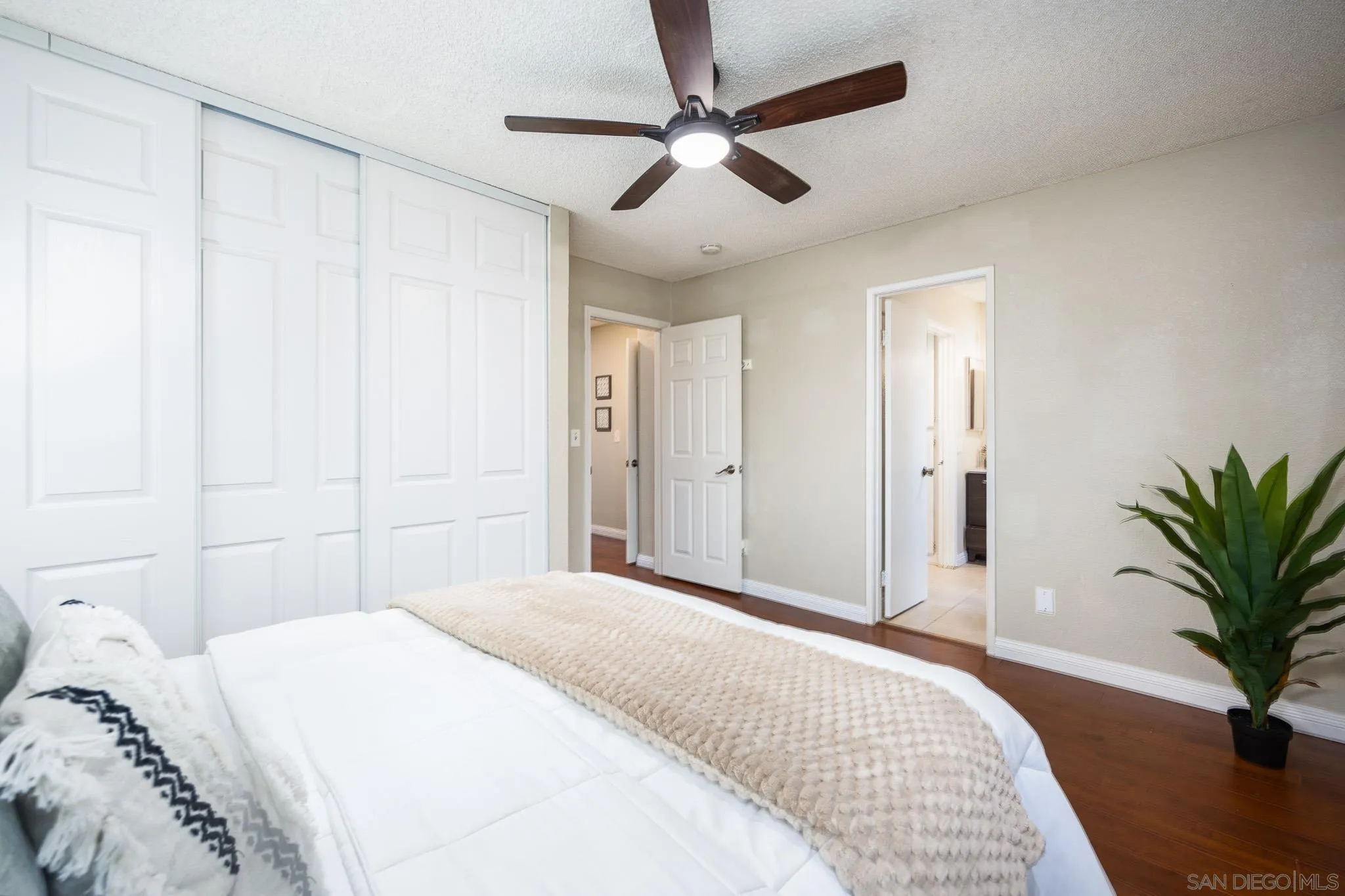 Photo #22: 250041818 Listing: Photo #22