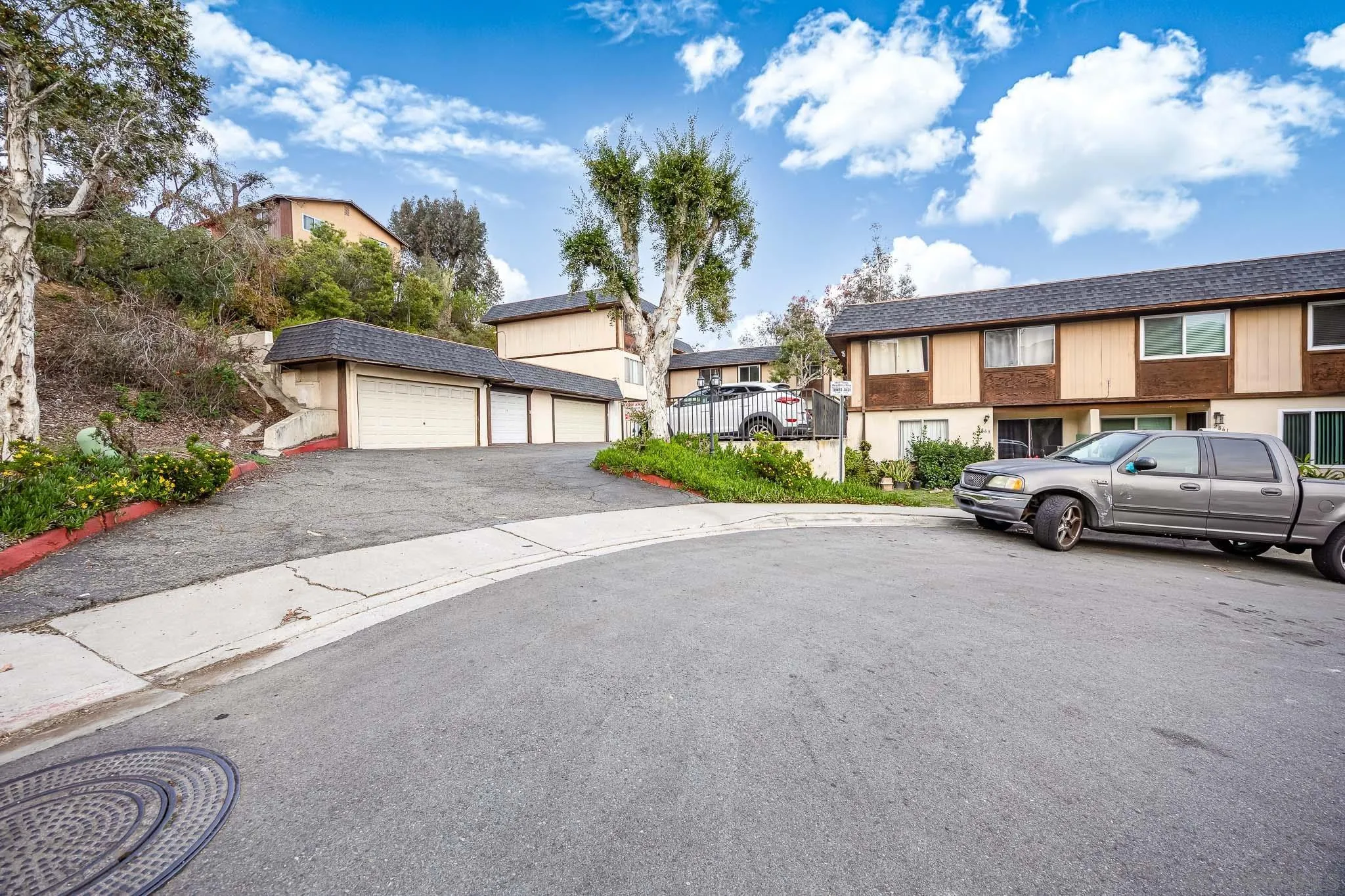 Photo #2: 250041818 Listing: Photo #2