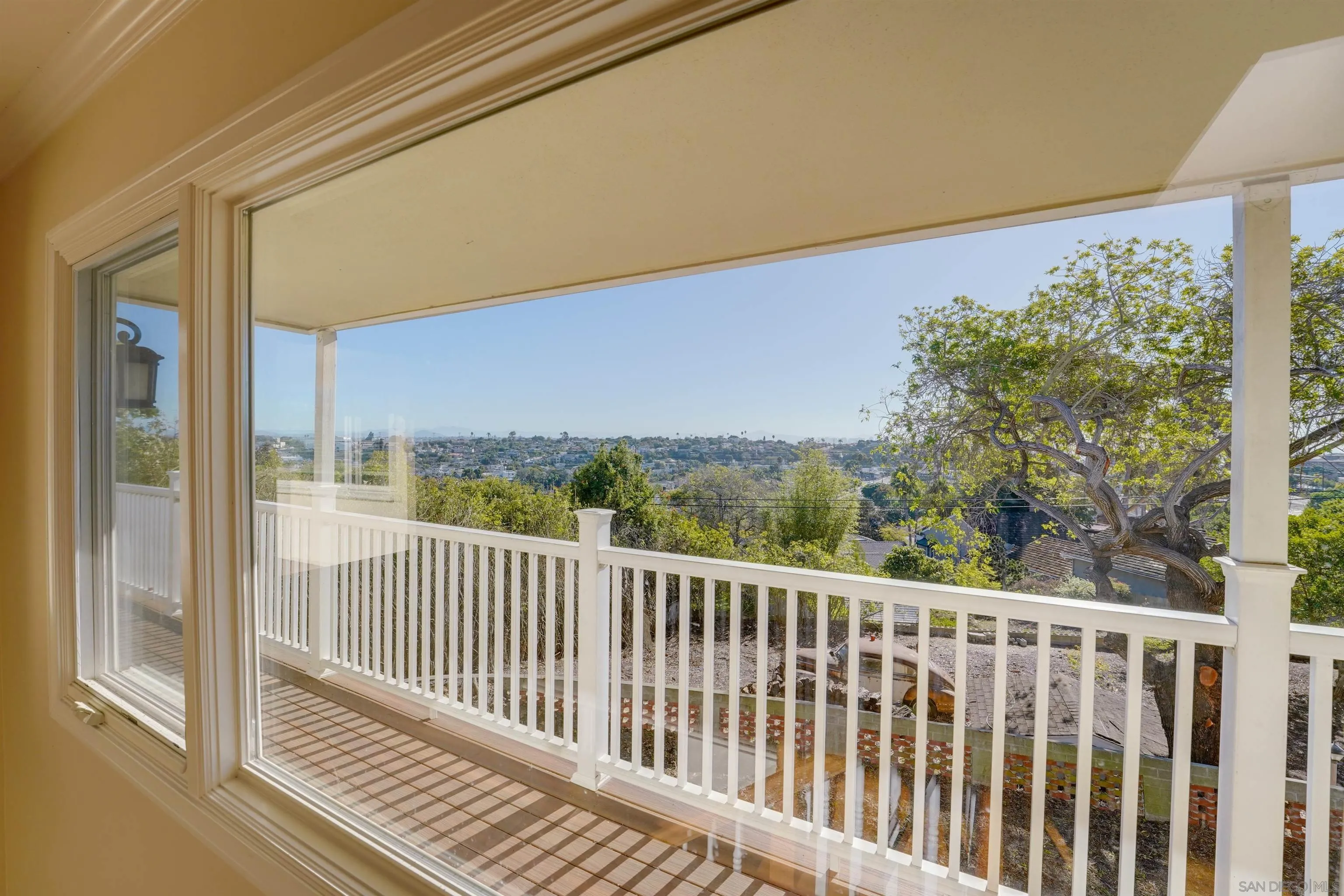 https://cdn.realtyfeed.com/cdn/127/250041819/c4839ddd2c702a41632a6ed8aba7794f.webp