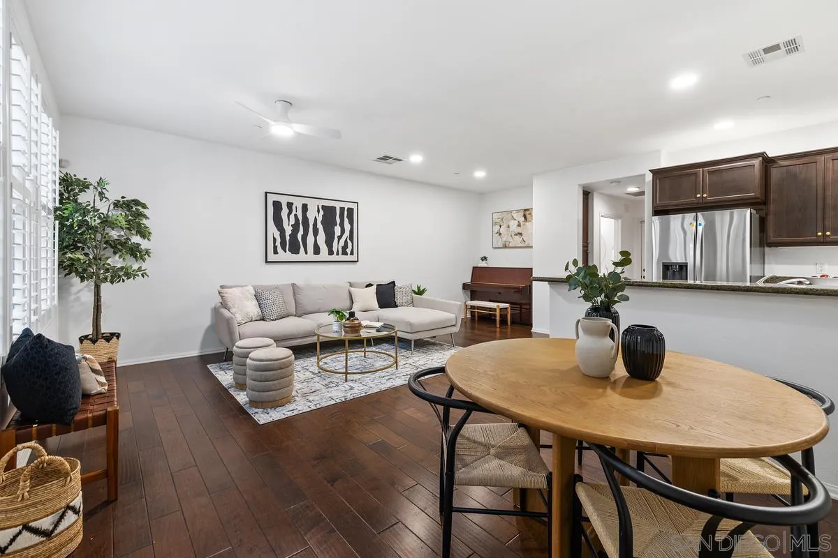 Photo #4: 250041820 Listing 