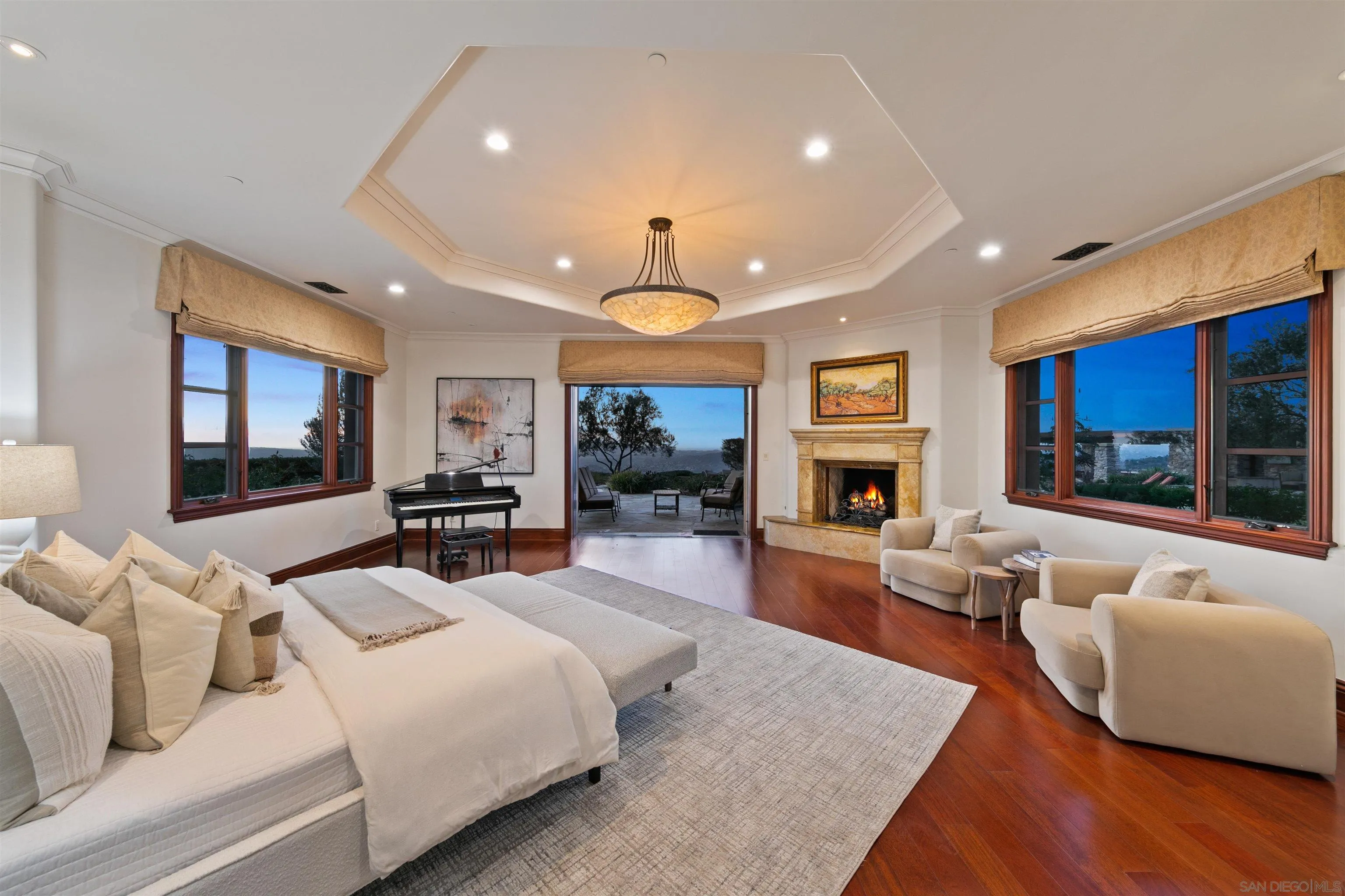 https://cdn.realtyfeed.com/cdn/127/250041821/33a737bd1b6762ed43db014607cfcd04.webp