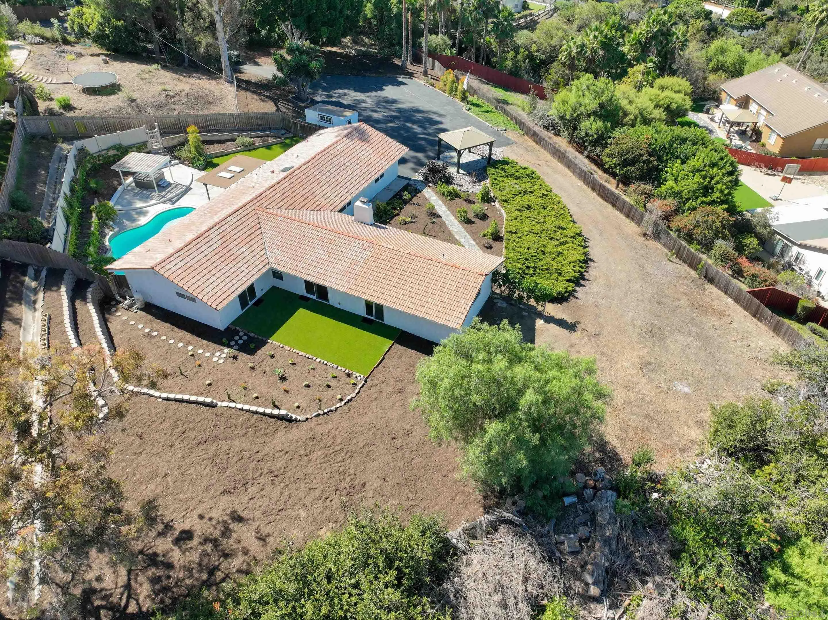 https://cdn.realtyfeed.com/cdn/127/250041822/352c3a26174f1fee04a7122fd40c5724.webp