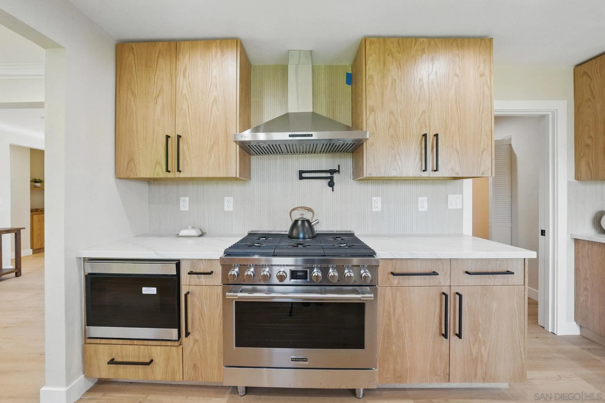 https://cdn.realtyfeed.com/cdn/127/250041824/ae1b883f7f24a362c20c69d792581923.webp