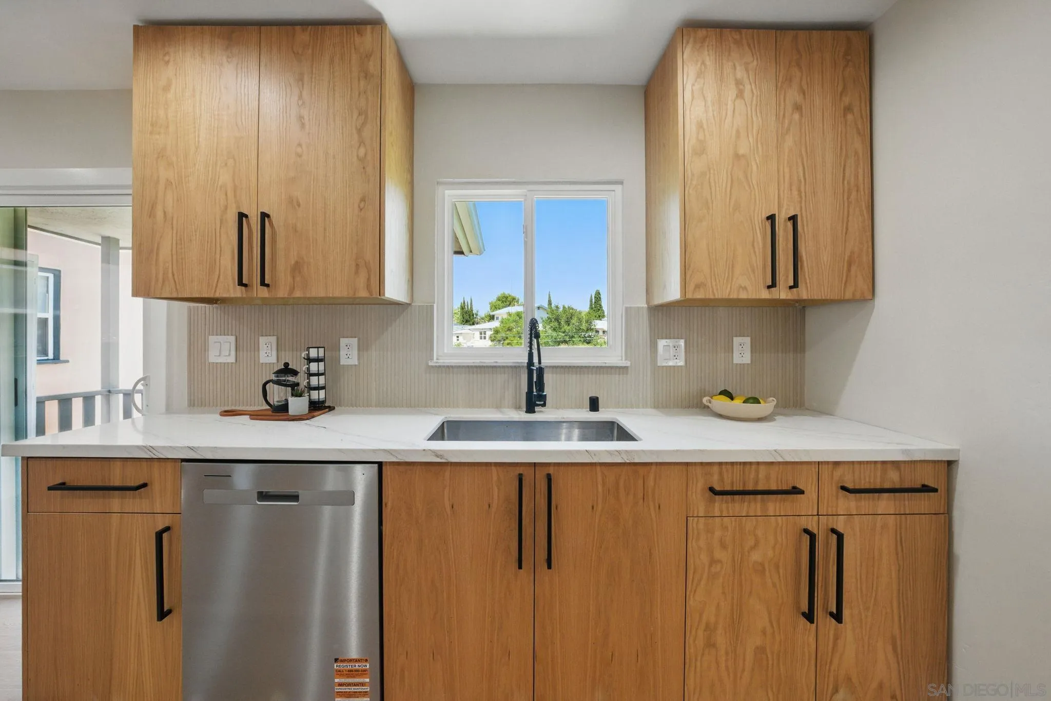 https://cdn.realtyfeed.com/cdn/127/250041824/e097a72c1d25ac1a021731b17e633564.webp
