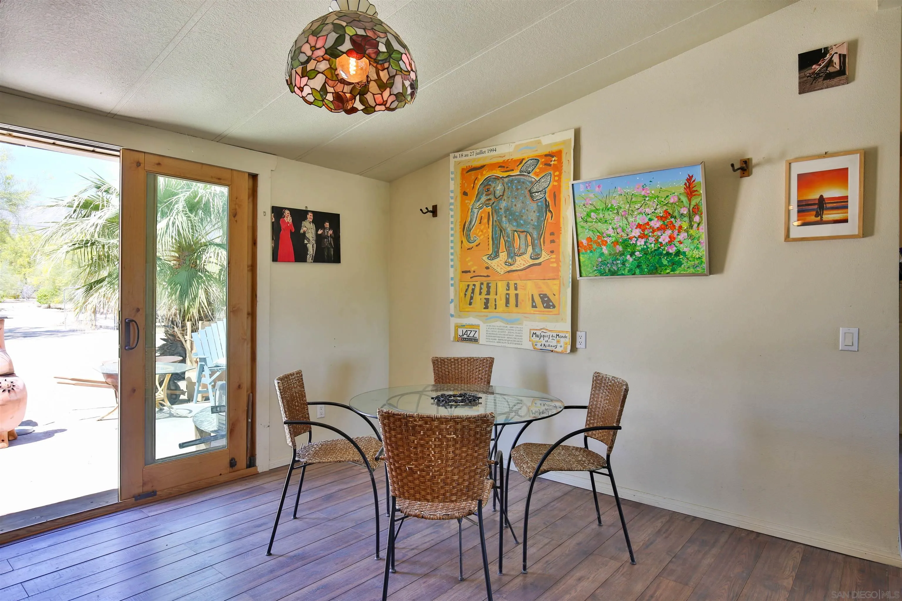 https://cdn.realtyfeed.com/cdn/127/250041827/c34f6c179520121d63f58fdc72bc9a53.webp
