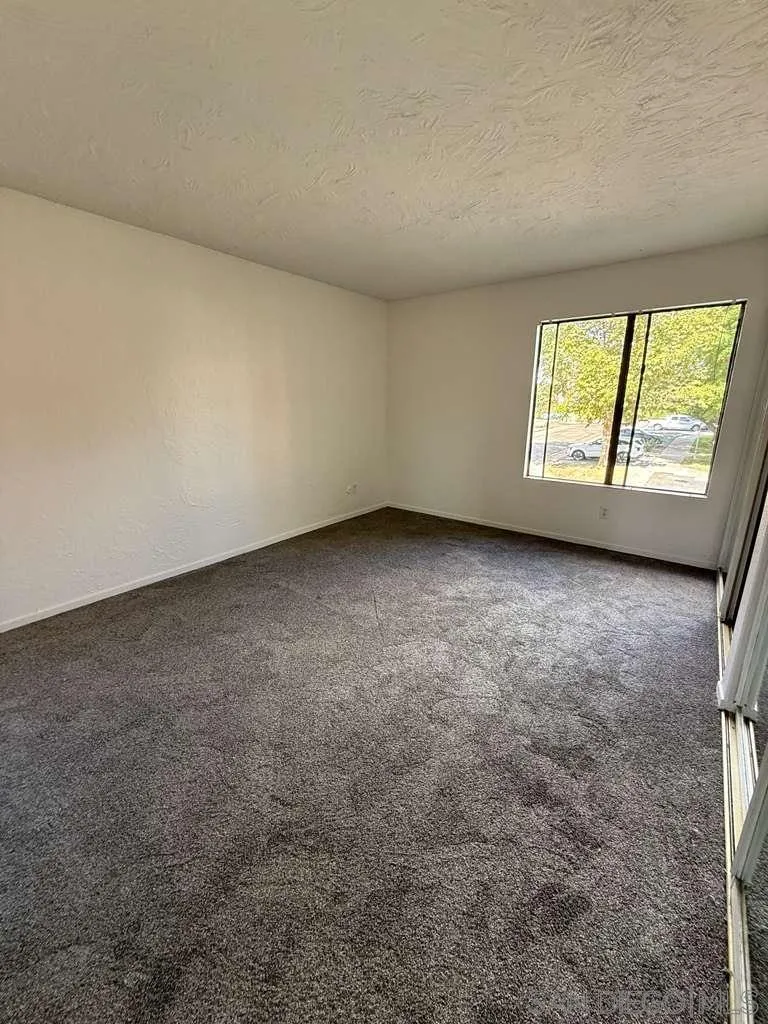 https://cdn.realtyfeed.com/cdn/127/250041828/12e4b995c225bbe571d6cbe50e2558b0.webp