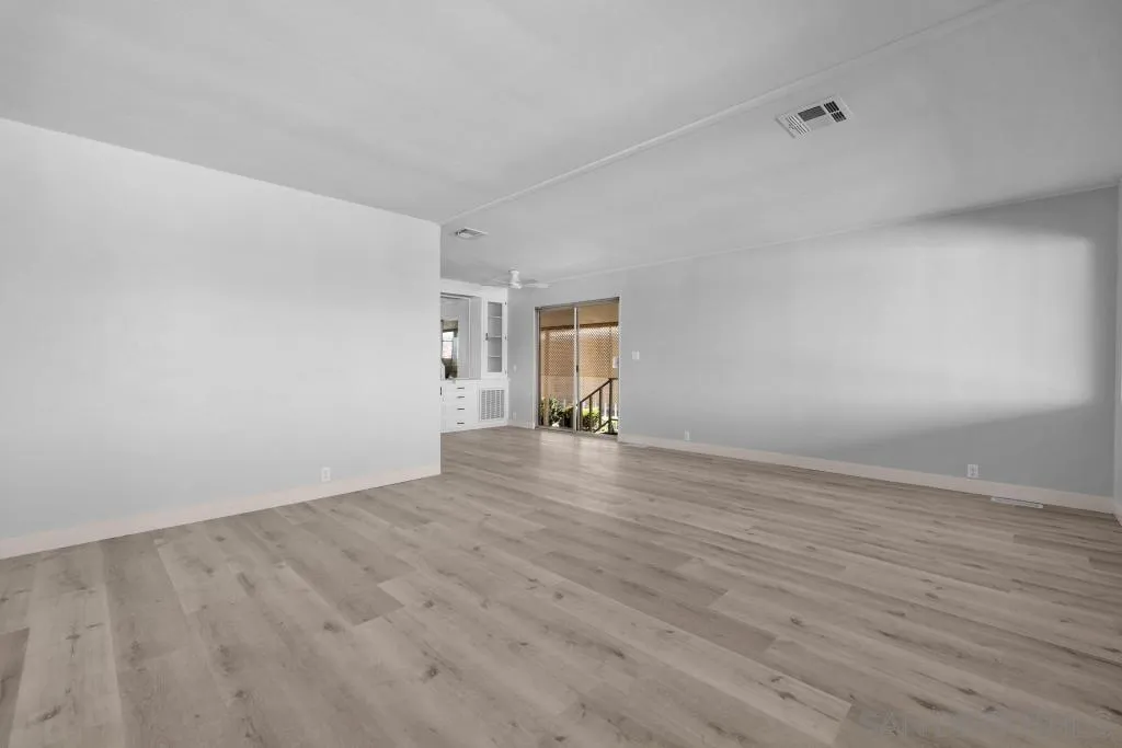 https://cdn.realtyfeed.com/cdn/127/250041829/4fde8116e9e1fa54d47bb75a396cca1e.webp