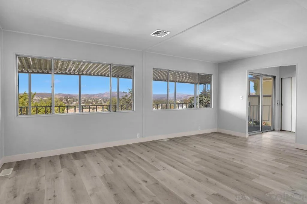 https://cdn.realtyfeed.com/cdn/127/250041829/b344a1fd674b6eb89bffce4d34e23110.webp