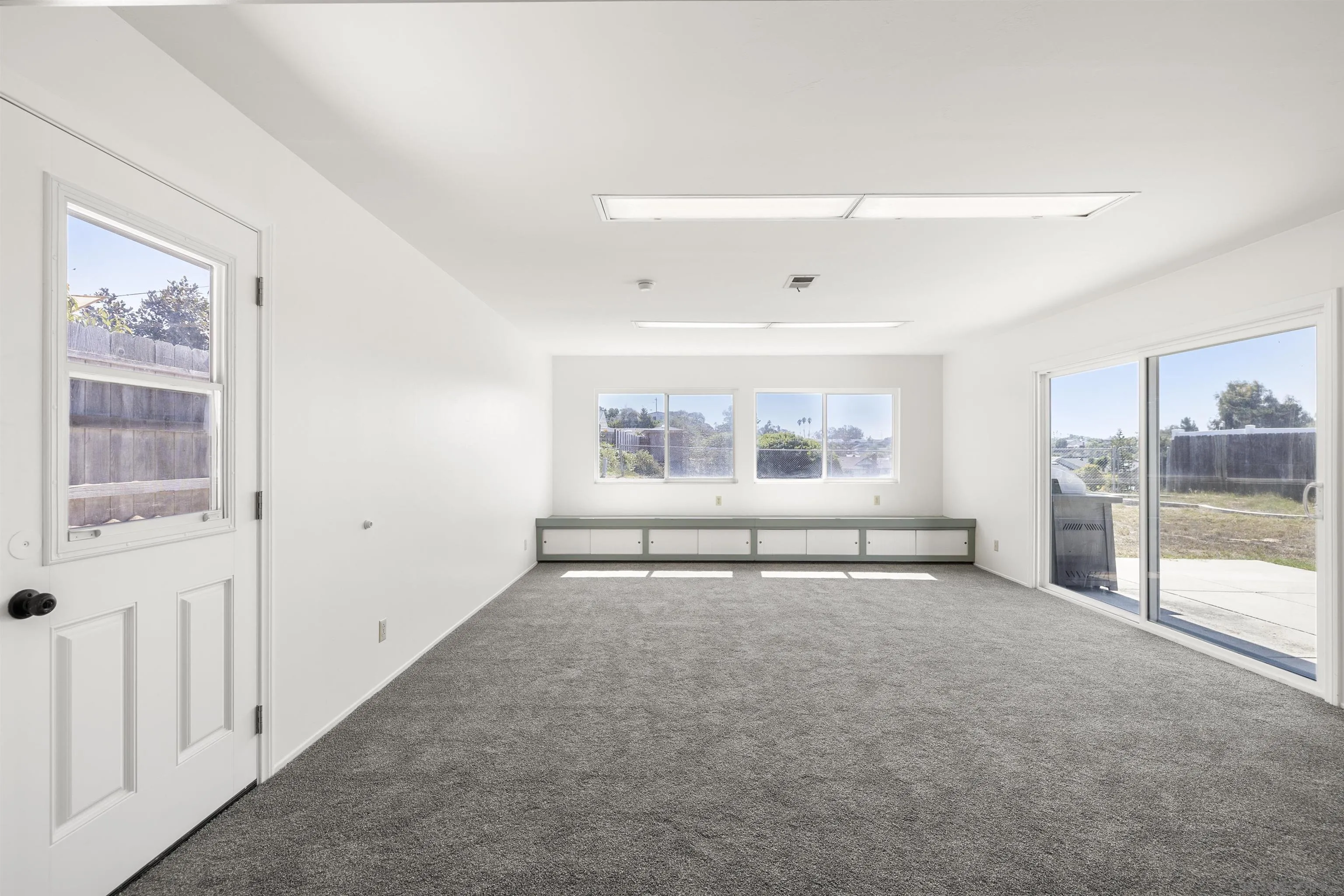 https://cdn.realtyfeed.com/cdn/127/250041834/d11b1fc118f4d7cdf0d5546c4bcac0d9.webp