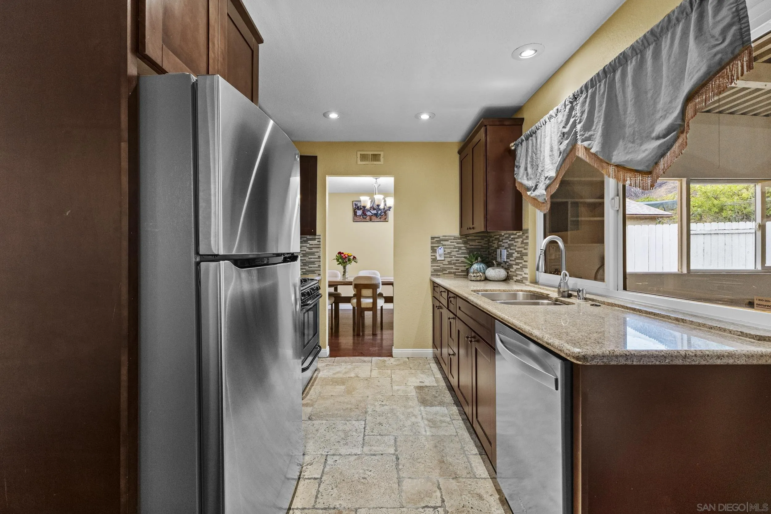 https://cdn.realtyfeed.com/cdn/127/250041835/9005486bb3039eeb73819258f9d70c1a.webp