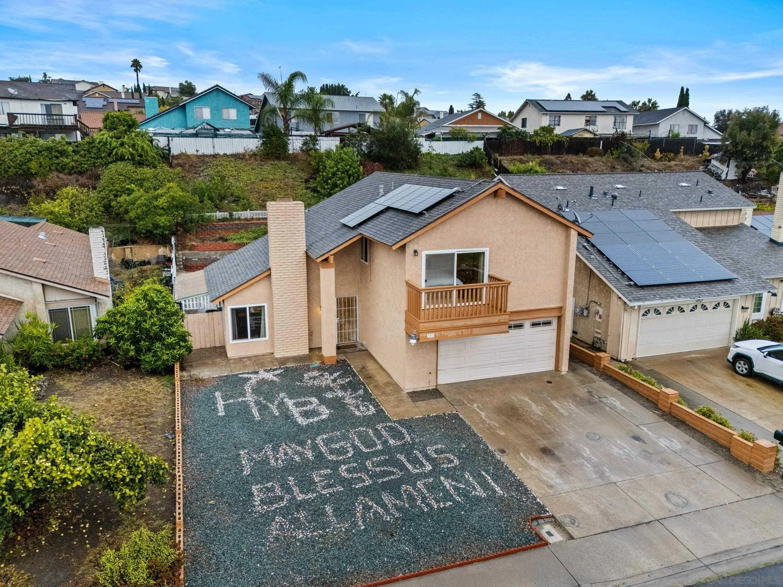 https://cdn.realtyfeed.com/cdn/127/250041835/da187648f9a5655736a81974701ae91b.webp