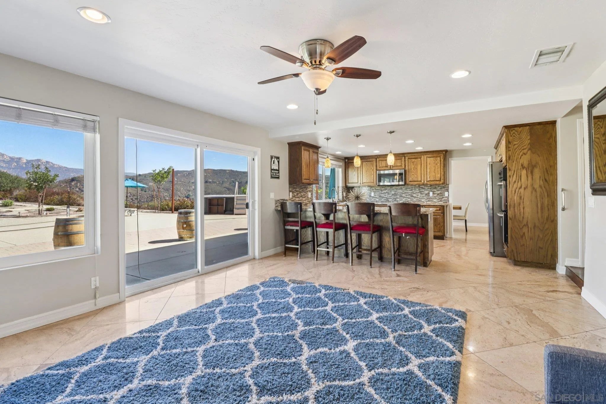https://cdn.realtyfeed.com/cdn/127/250041841/0f4c660796c068dac0a3745a63b2c0f6.webp