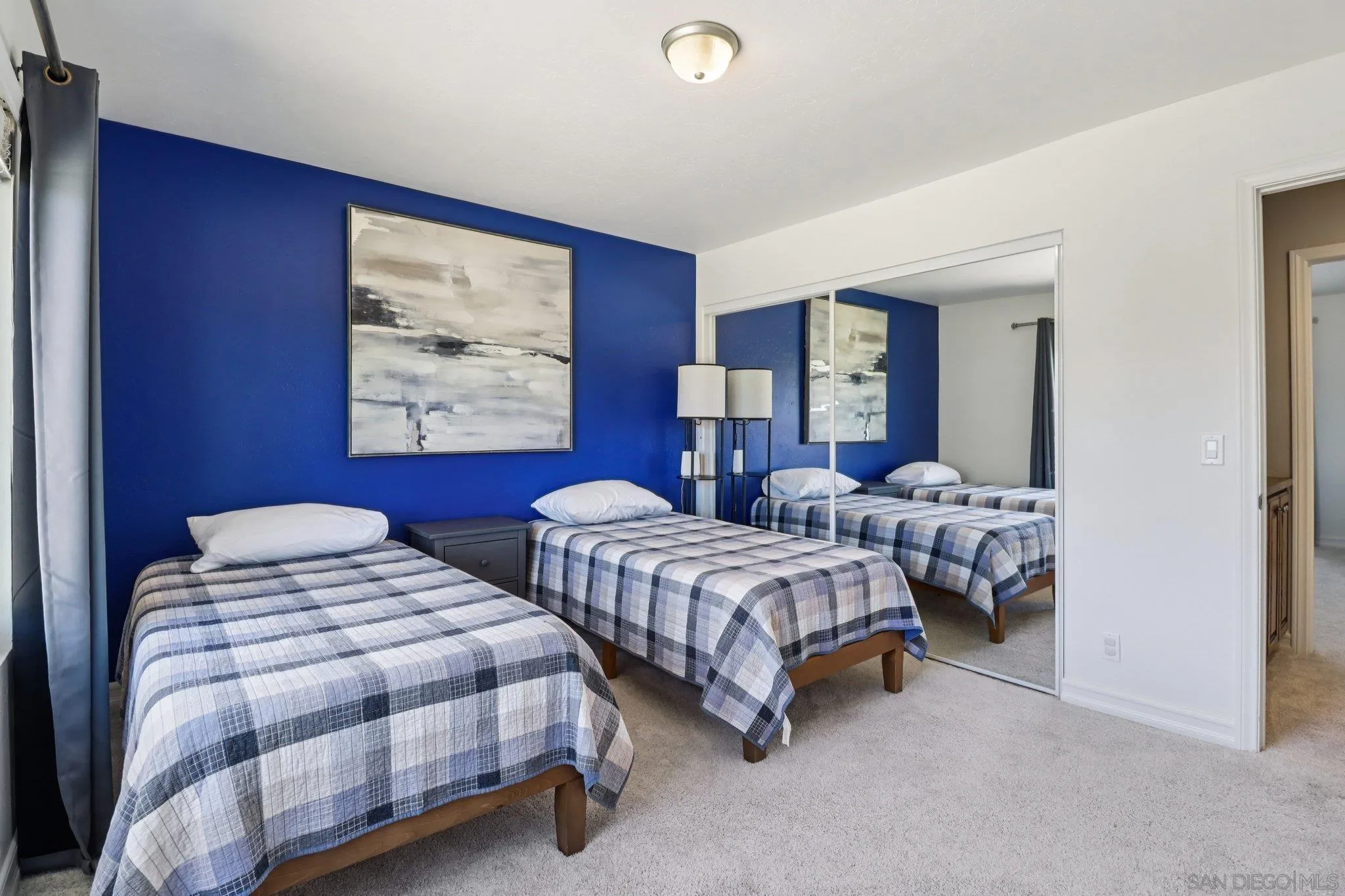 https://cdn.realtyfeed.com/cdn/127/250041841/ce1a5ffd4fc698848d3484f9b5837292.webp