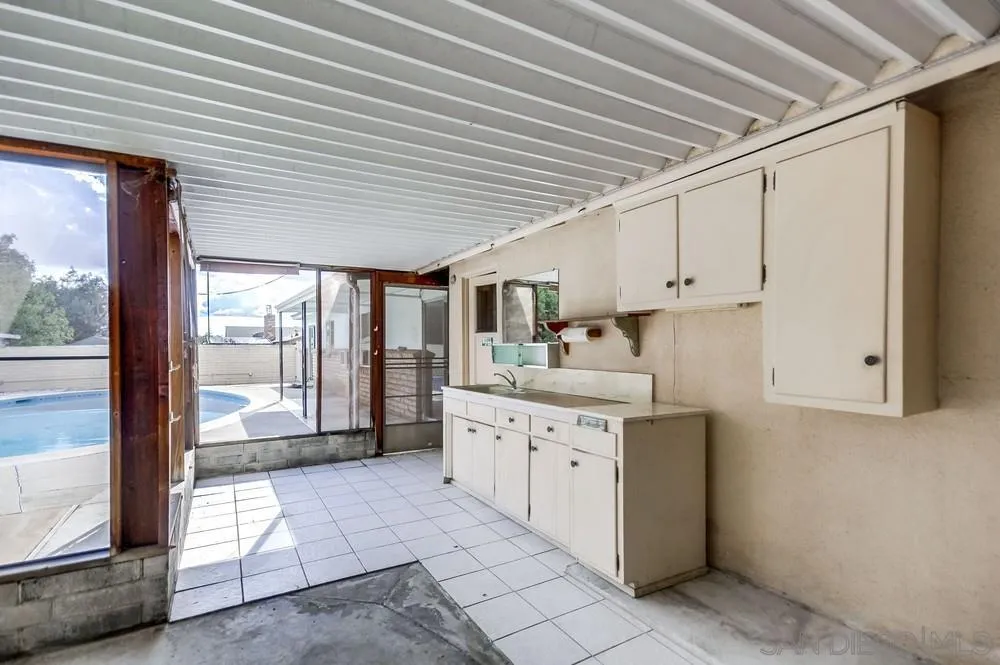 https://cdn.realtyfeed.com/cdn/127/250041843/27e2f1091c8e0e9b56442f4643a05956.webp
