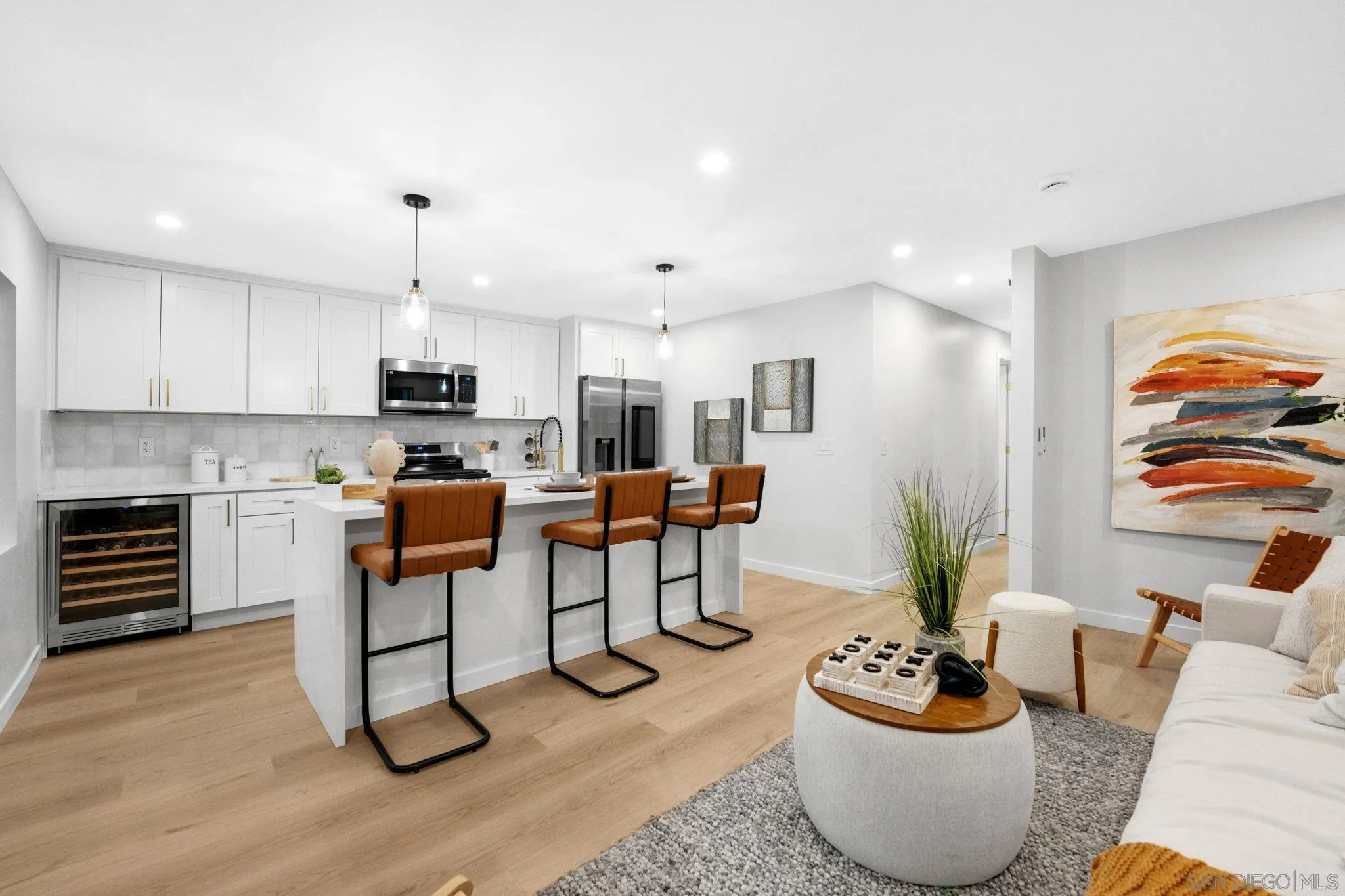 https://cdn.realtyfeed.com/cdn/127/250041844/8c3af1525b99f9355e6d4b9ba3db00e5.webp