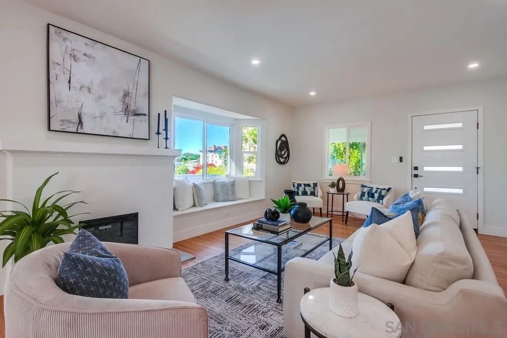 https://cdn.realtyfeed.com/cdn/127/250041846/2ea4631ea93ed8ebdfd17d49dc2085fb.webp