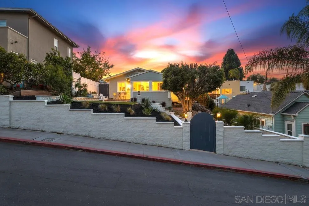 https://cdn.realtyfeed.com/cdn/127/250041846/4e0704f73b2b7bb03a6156ffd3001b99.webp