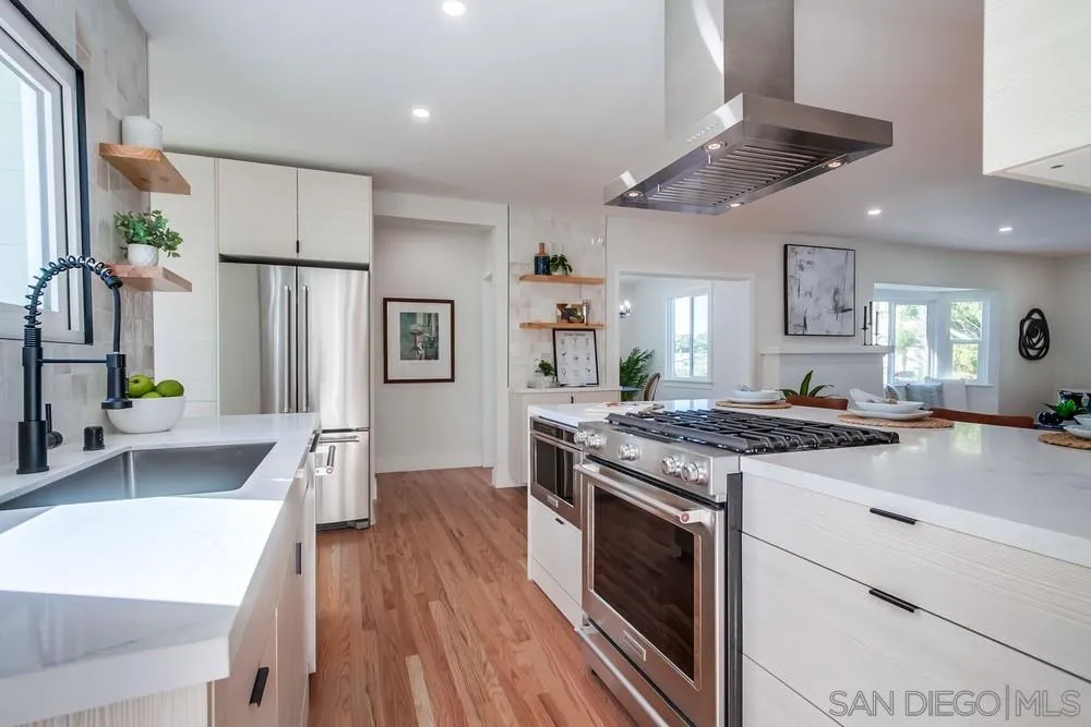 https://cdn.realtyfeed.com/cdn/127/250041846/ff7394b9dd82b7f37fce58f02fc2d36f.webp