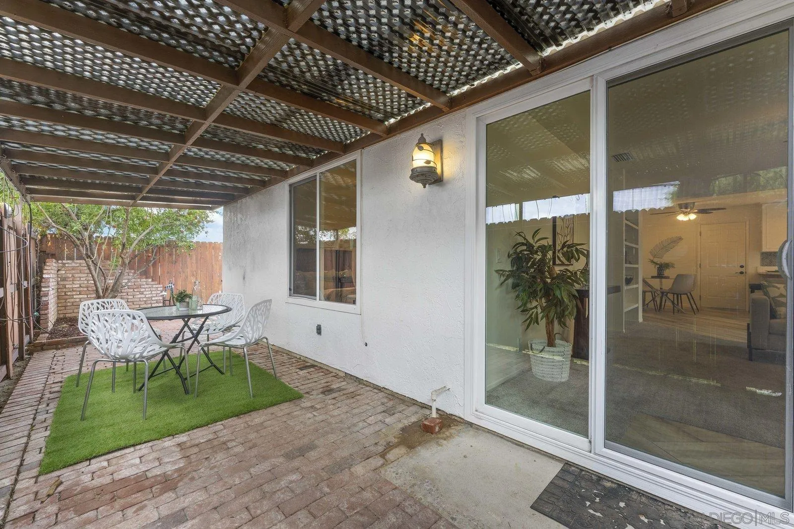 https://cdn.realtyfeed.com/cdn/127/250041847/54f5de482b2bfa455a05f47a4f6a5e88.webp
