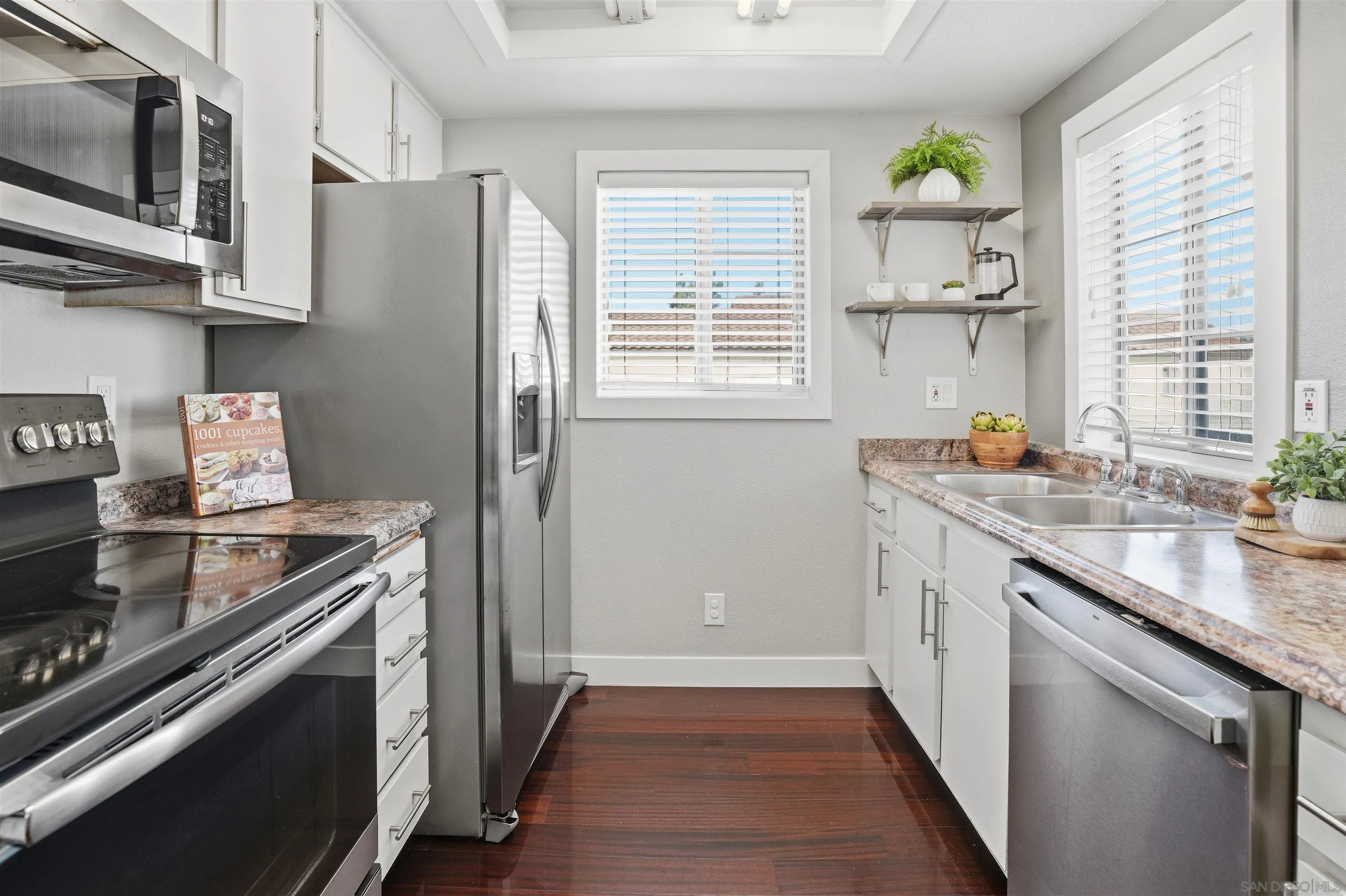 https://cdn.realtyfeed.com/cdn/127/250041849/fef44c936aa5842d4465cc0dffea00e9.webp