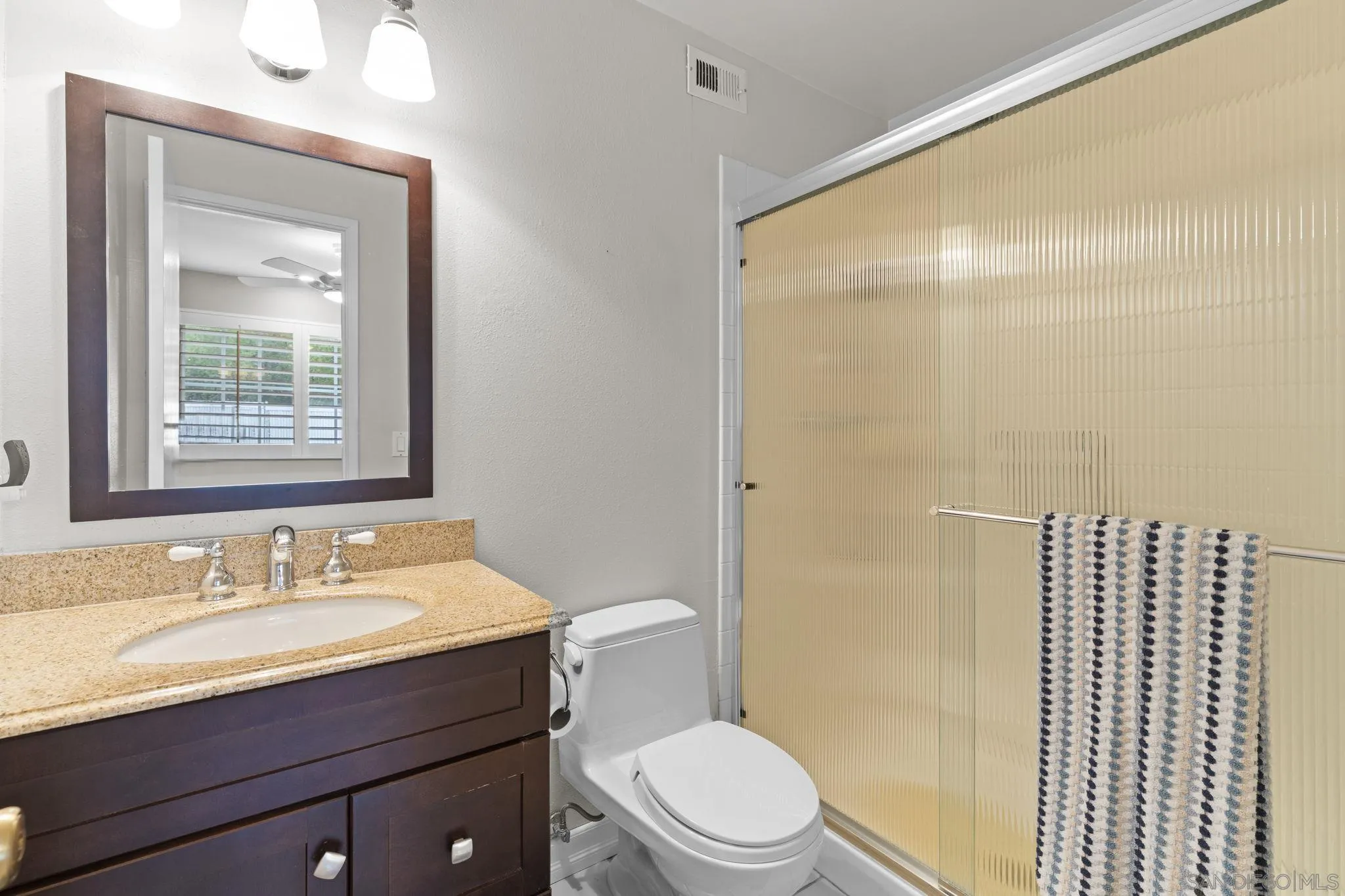 https://cdn.realtyfeed.com/cdn/127/250041854/3bf28b8ef4f52264bd7a434e3dad6e5b.webp